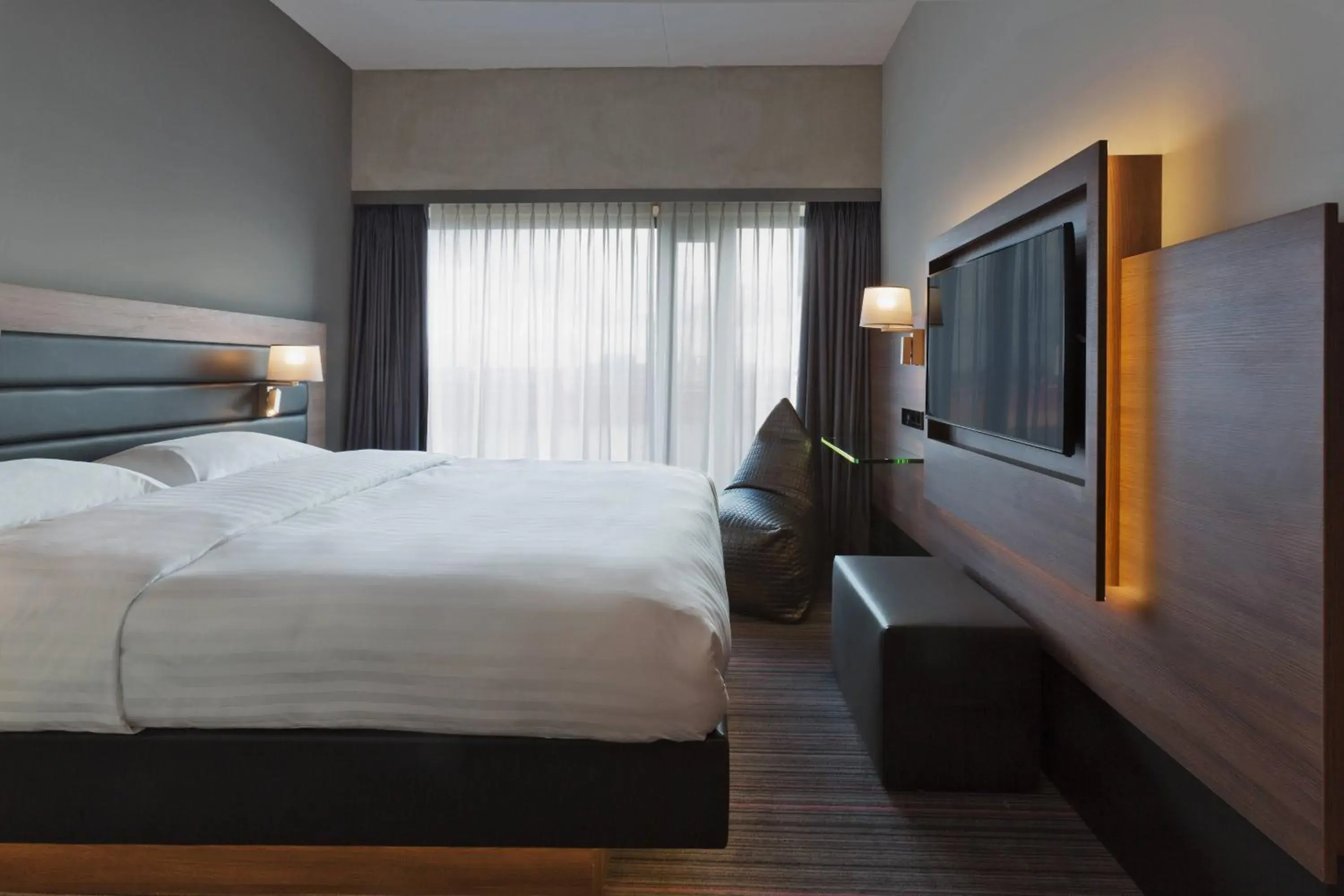 Double Room - Moxy Sleeper Queen in Moxy Amsterdam Houthavens Double Room - Moxy Sleeper Queen in Moxy Amsterdam Houthavens