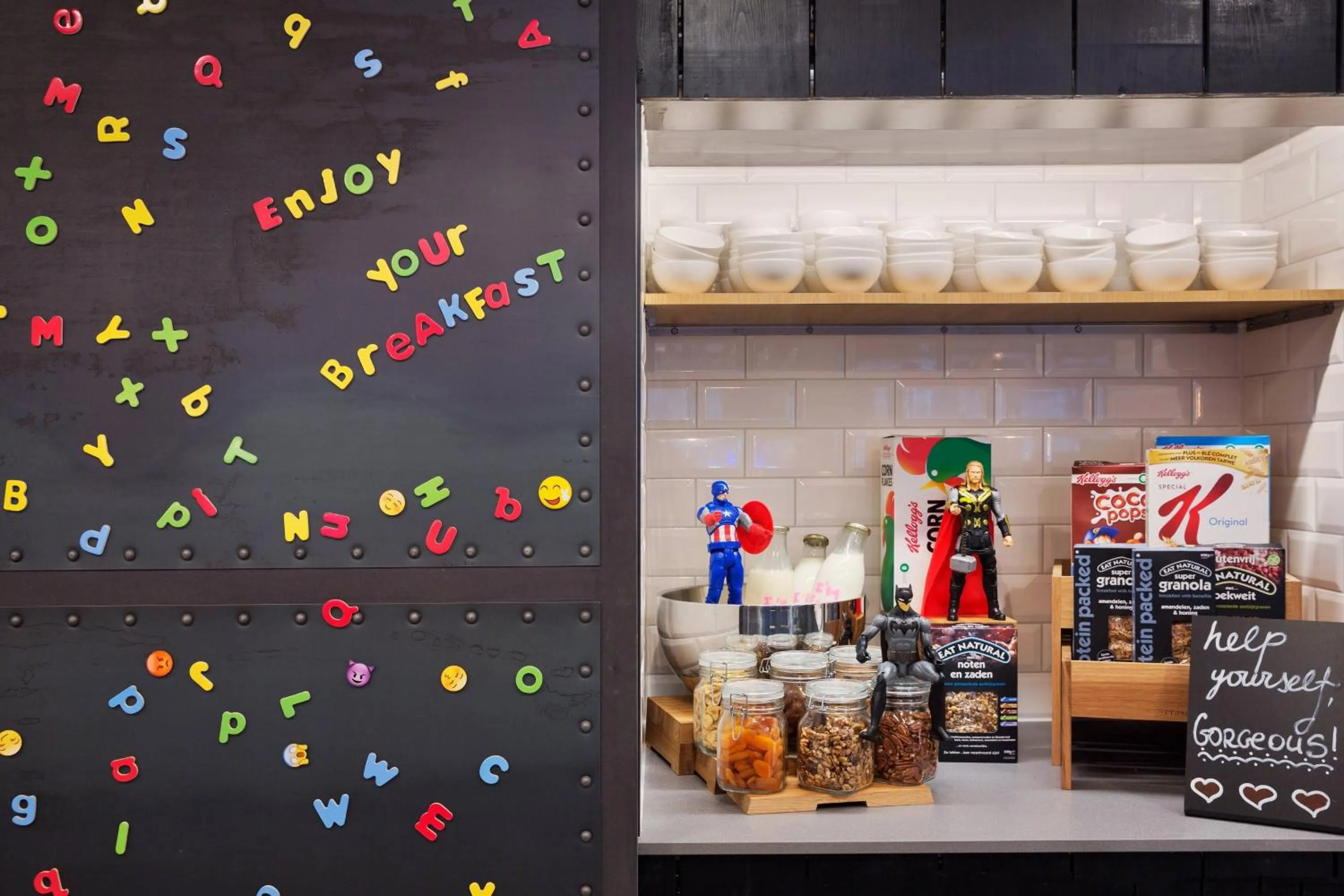 Breakfast in Moxy Amsterdam Houthavens