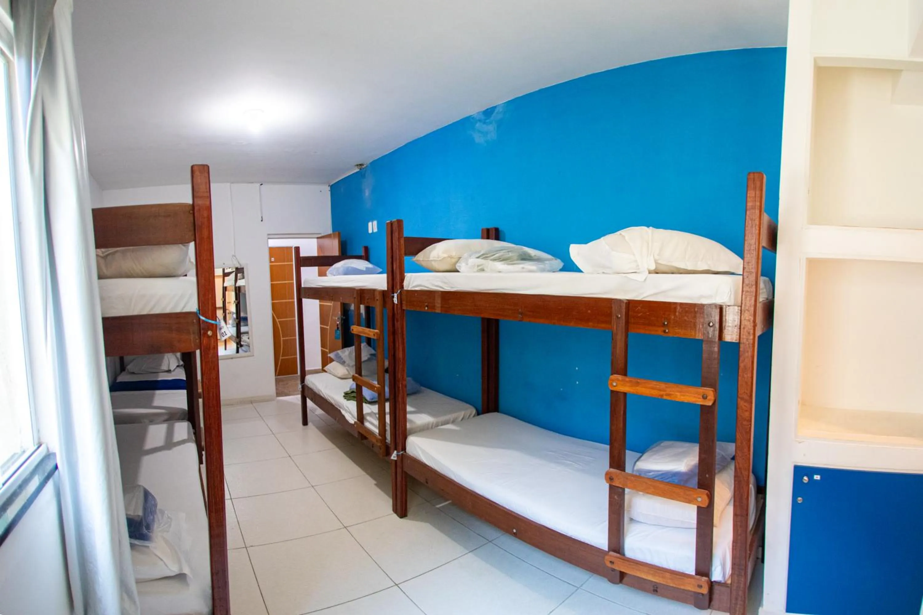 Photo of the whole room, Bed in Xodó do Peró Suítes