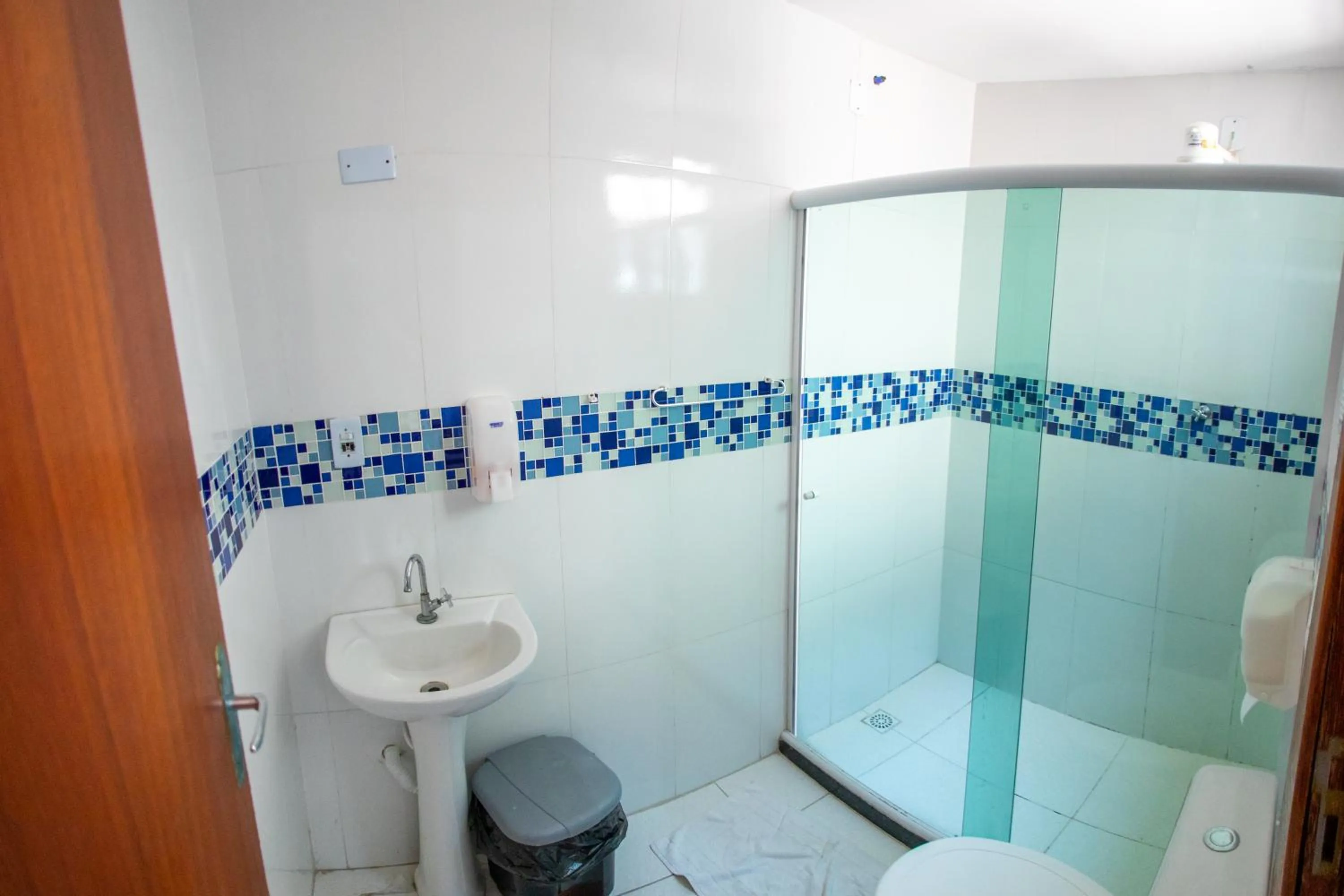 Shower in Xodó do Peró Suítes