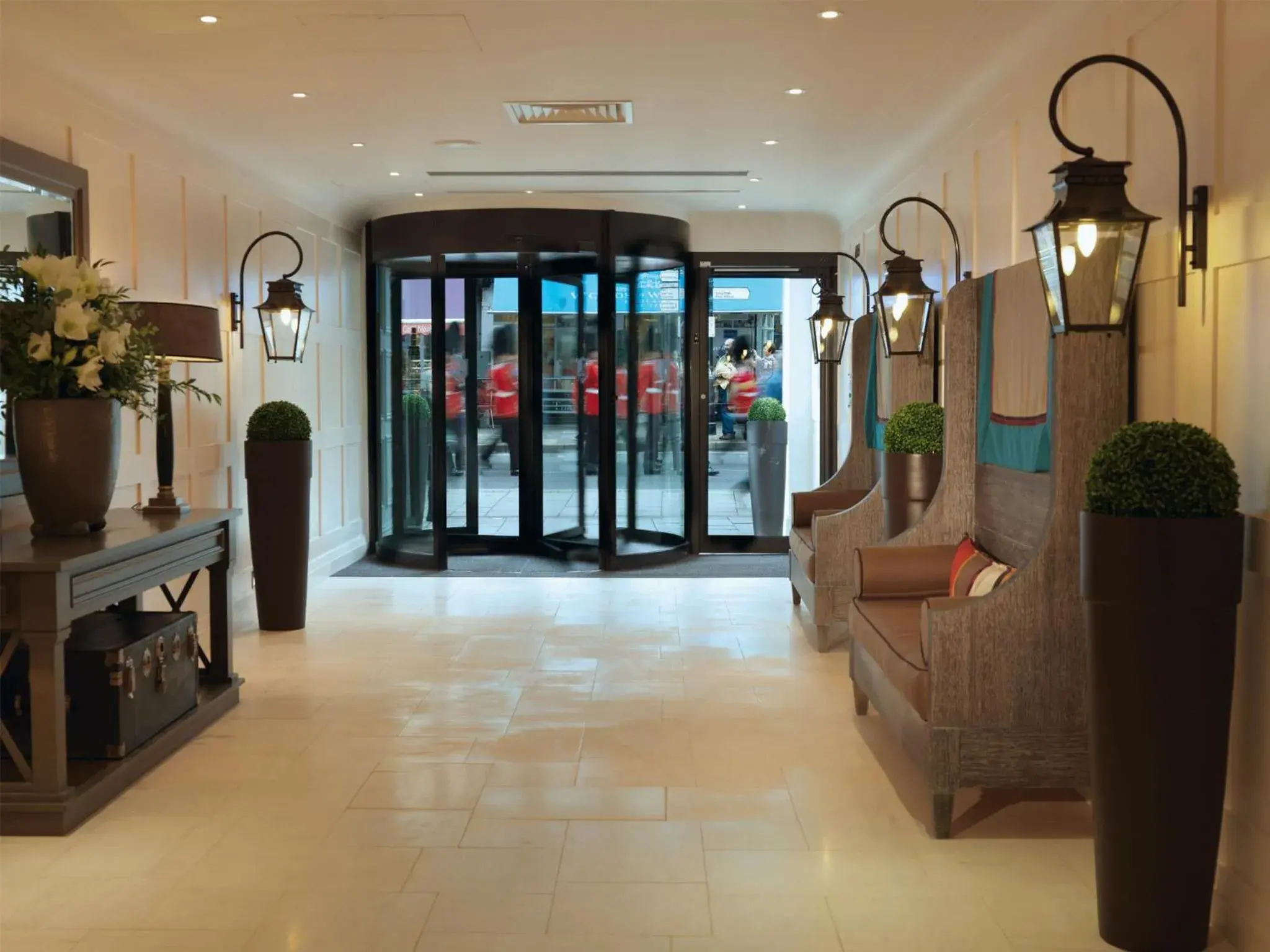 Lobby or reception in Macdonald Windsor Lobby or reception in Macdonald Windsor