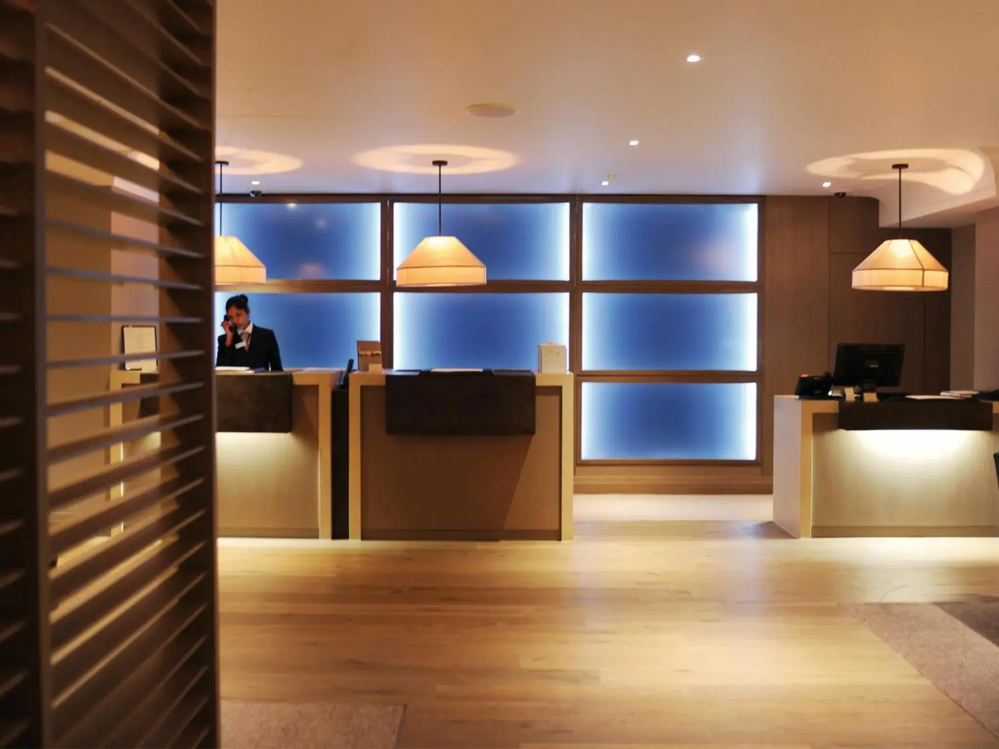 Lobby or reception in Macdonald Windsor Lobby or reception in Macdonald Windsor