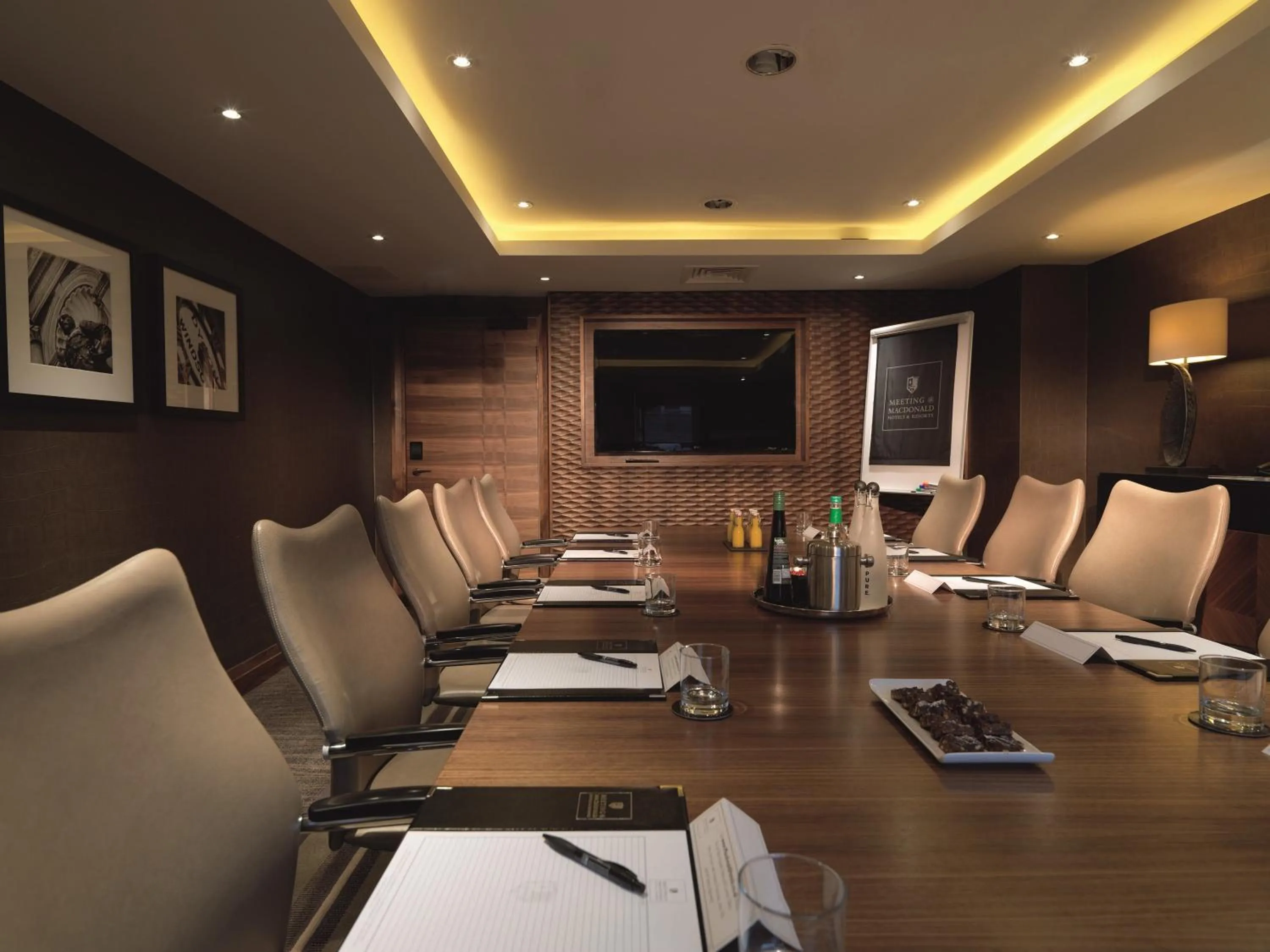 Meeting/conference room in Macdonald Windsor
