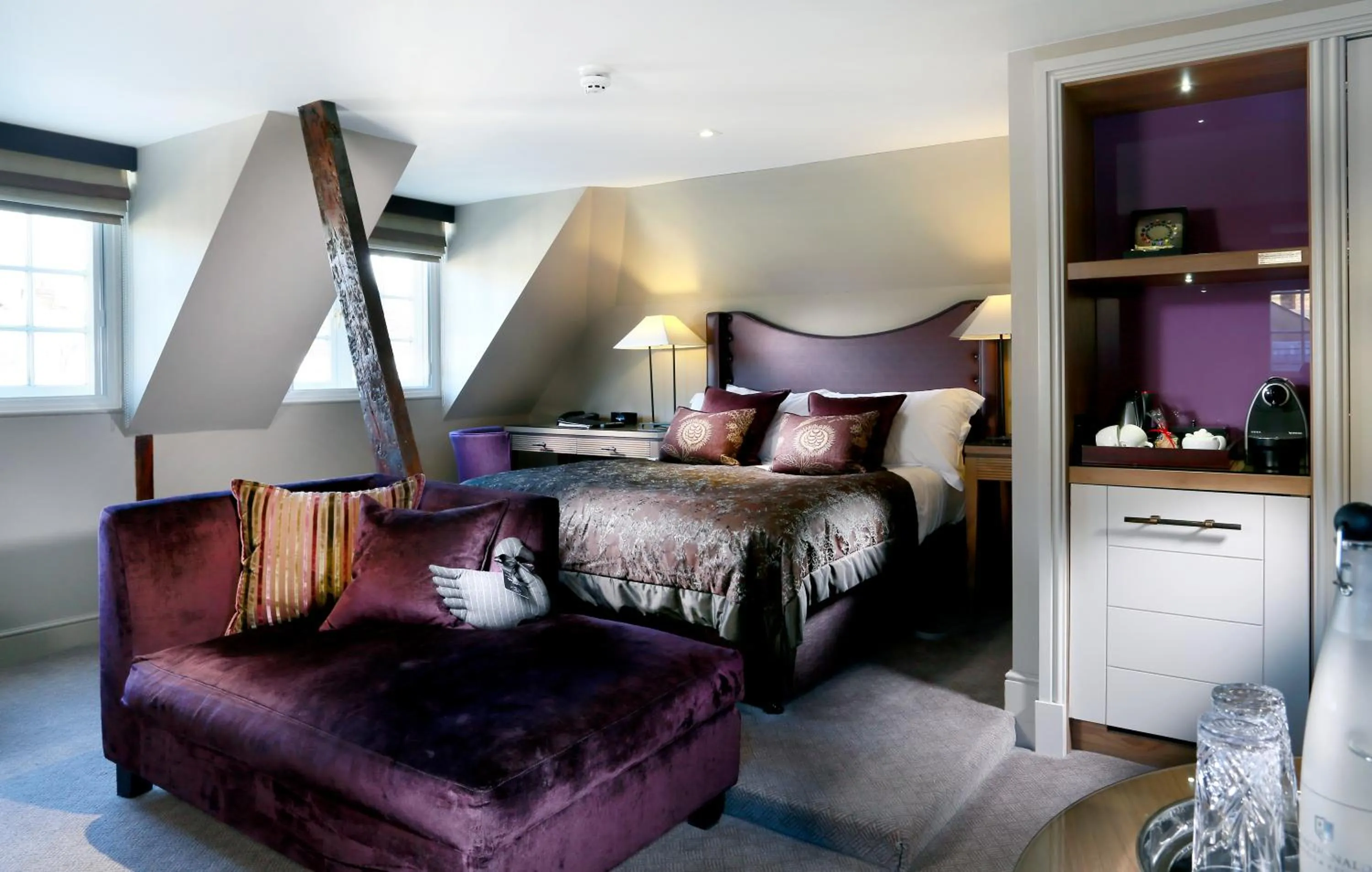 Bedroom, Bed in Macdonald Windsor