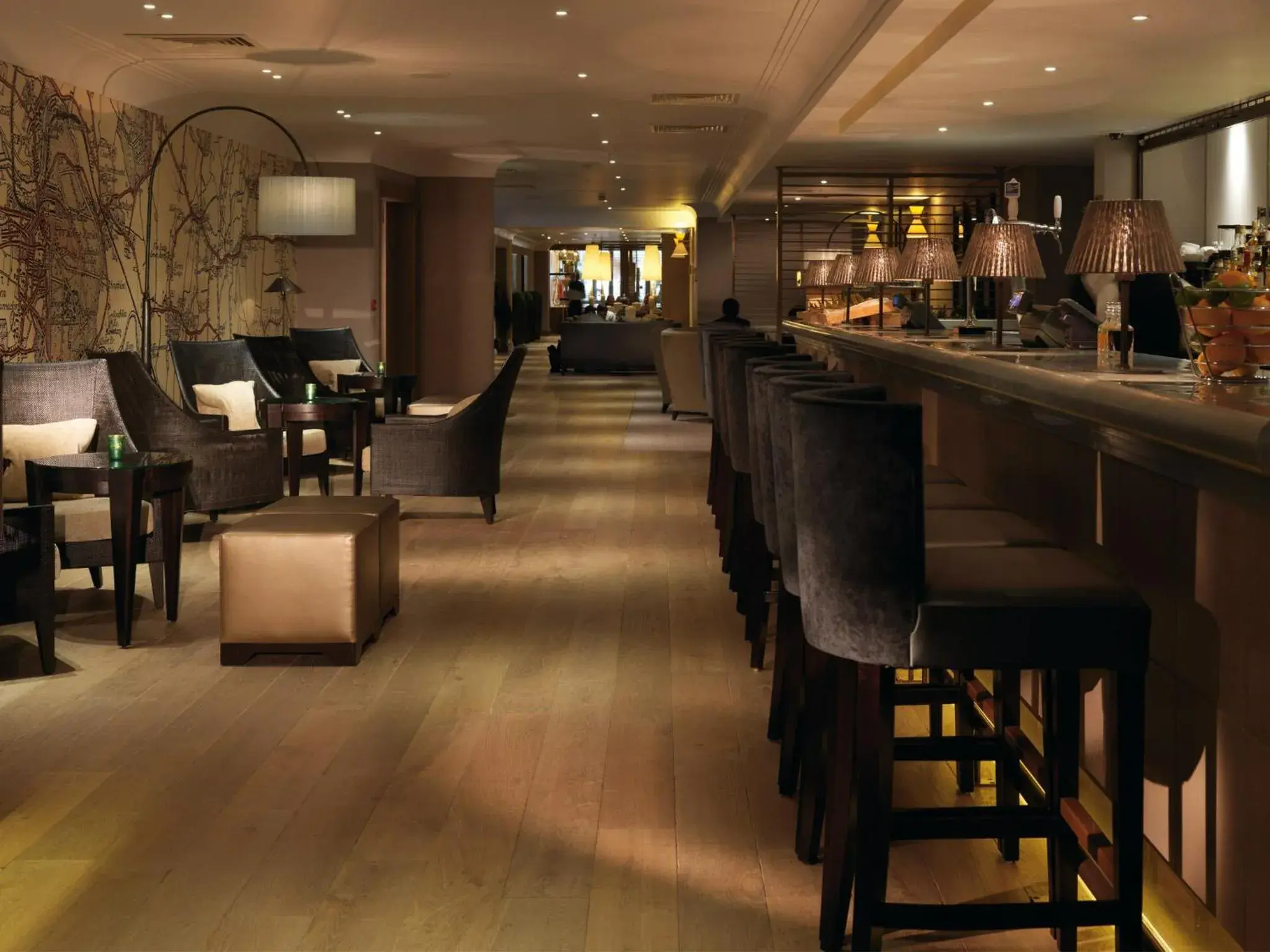 Restaurant/places to eat in Macdonald Windsor Restaurant/places to eat in Macdonald Windsor