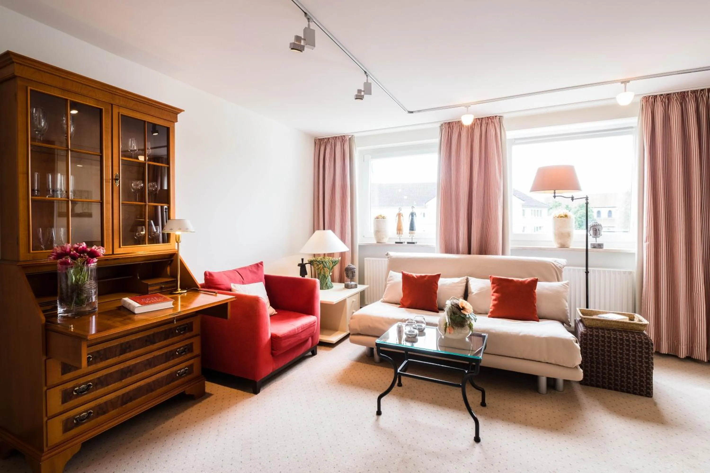 Living room, Bed in Hotel zur Mühle