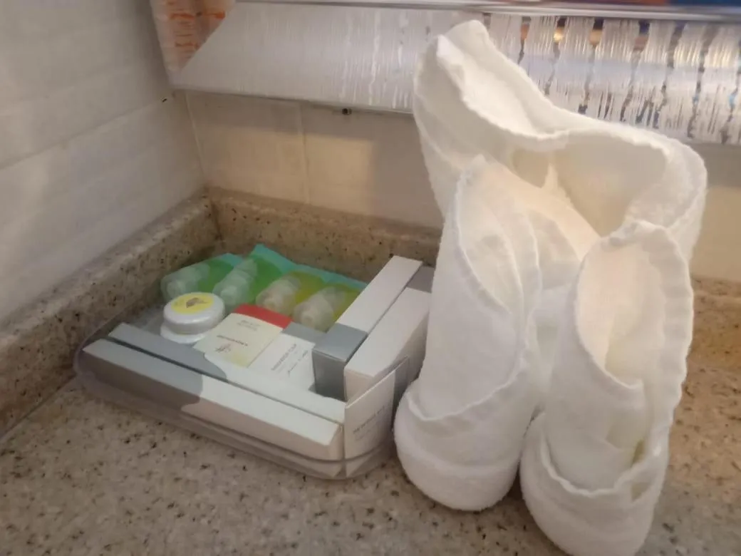 towels in Al Massa Hotel