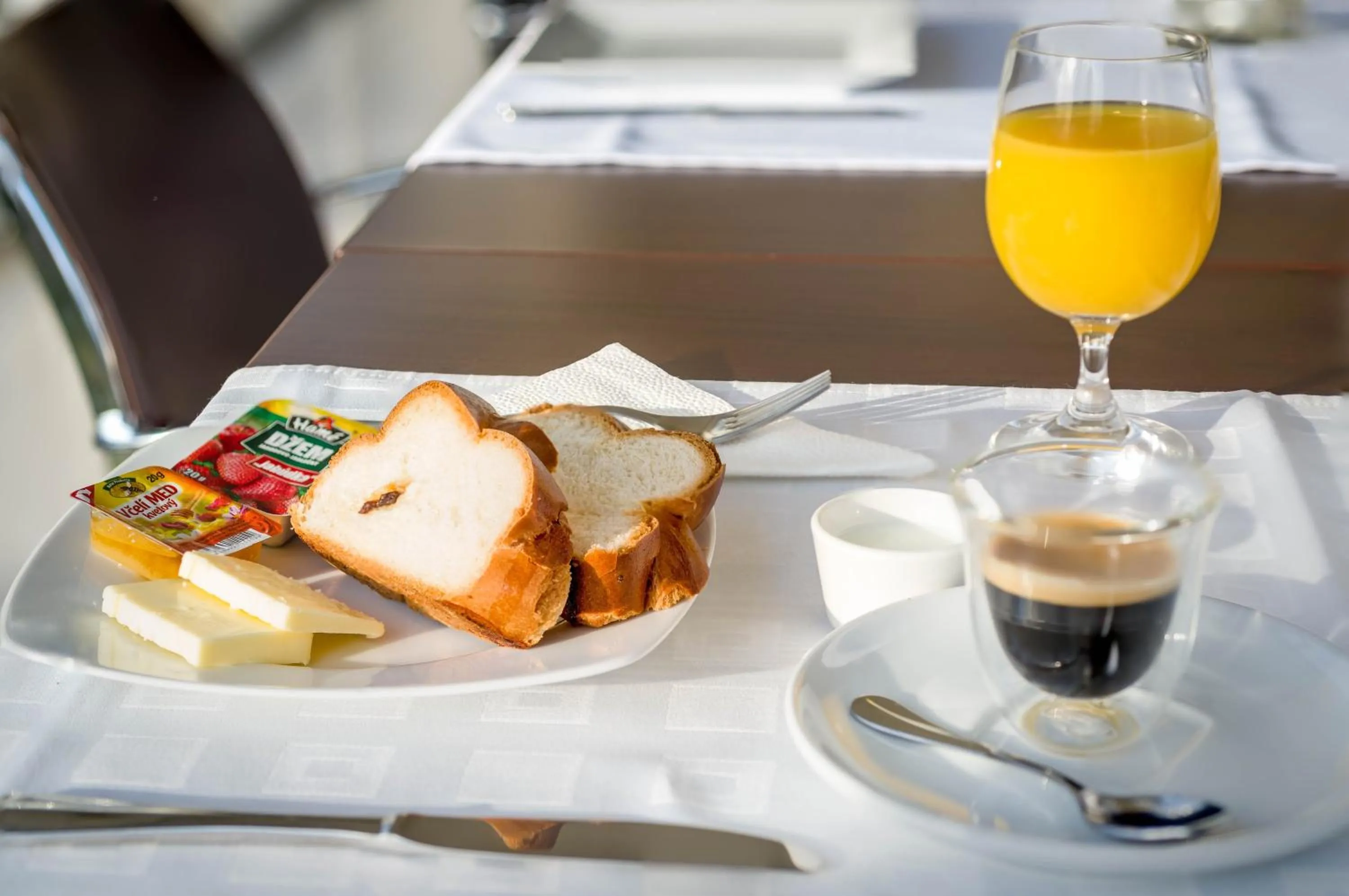 Buffet breakfast in Hotel Villa Bianca