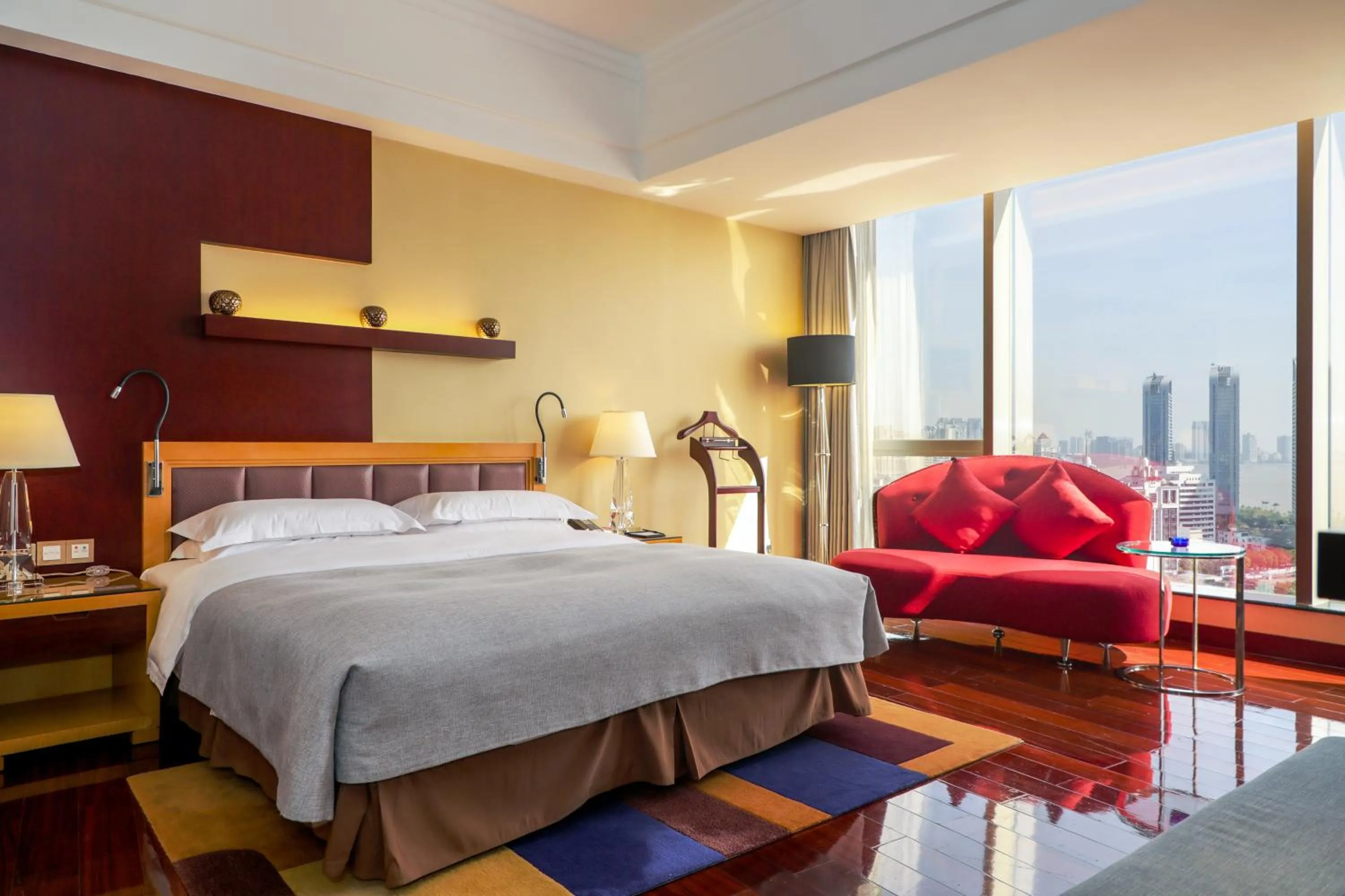Bed in Zhuhai Charming Holiday Hotel - 24hours stay