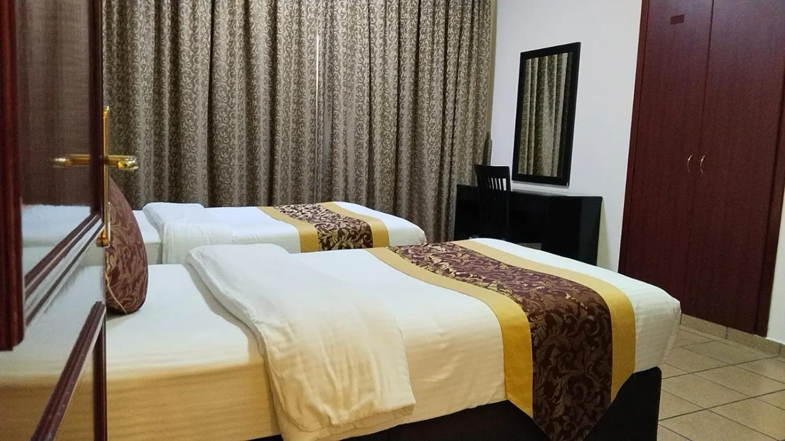 Bed in Al Massa Hotel Apartments 1