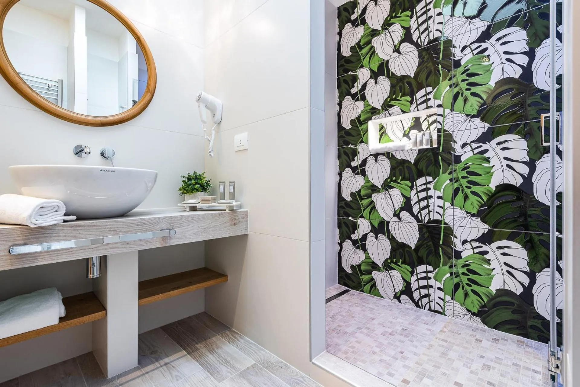 Bathroom in The Green Park Hotel WellnessSpa & Restaurant