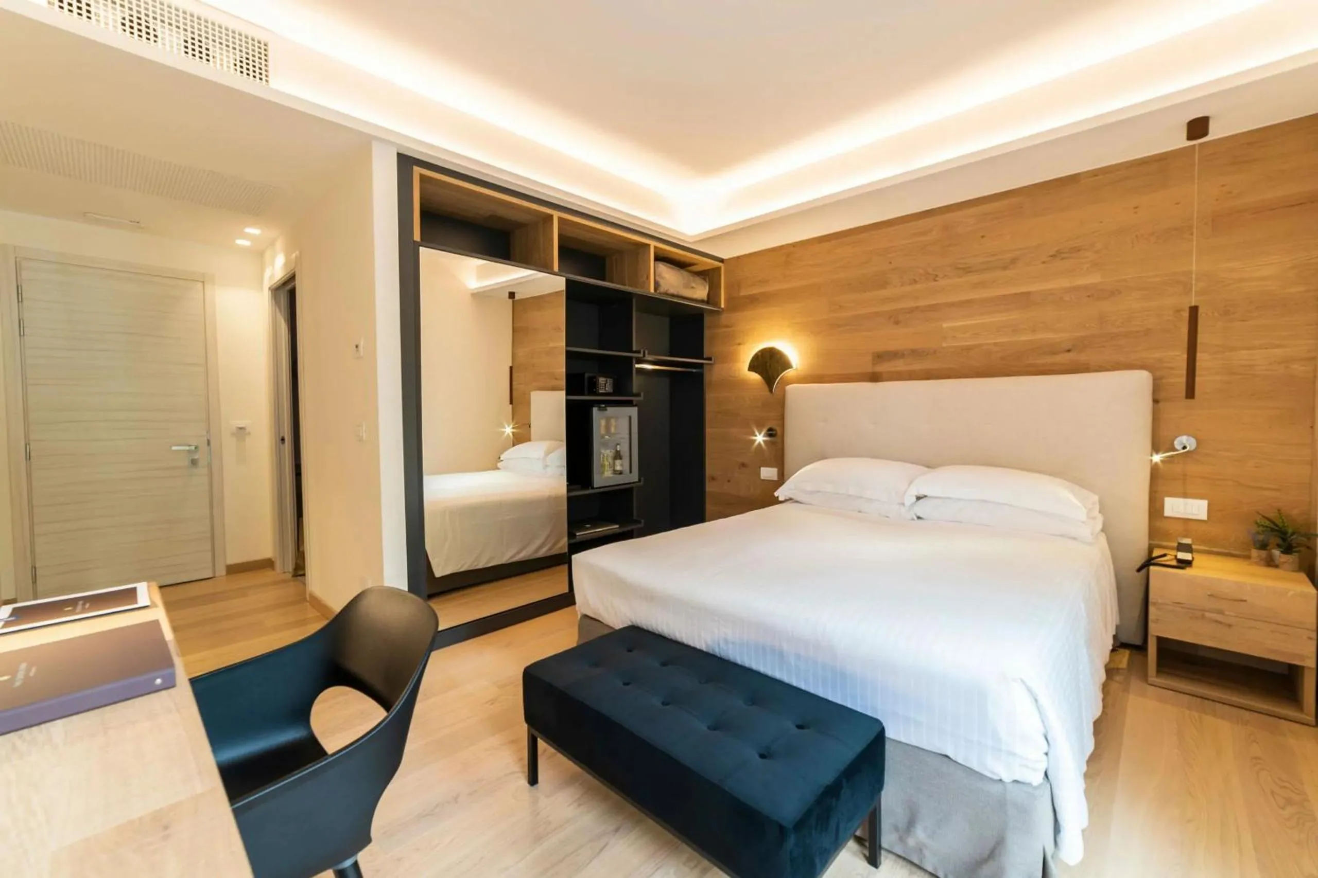 Bedroom, Bed in The Green Park Hotel WellnessSpa & Restaurant