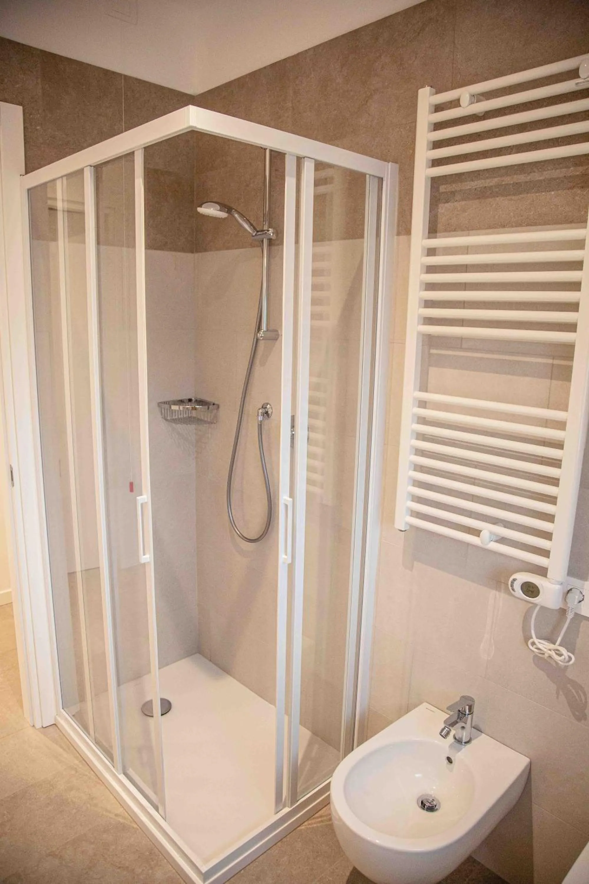 Shower in The Green Park Hotel WellnessSpa & Restaurant