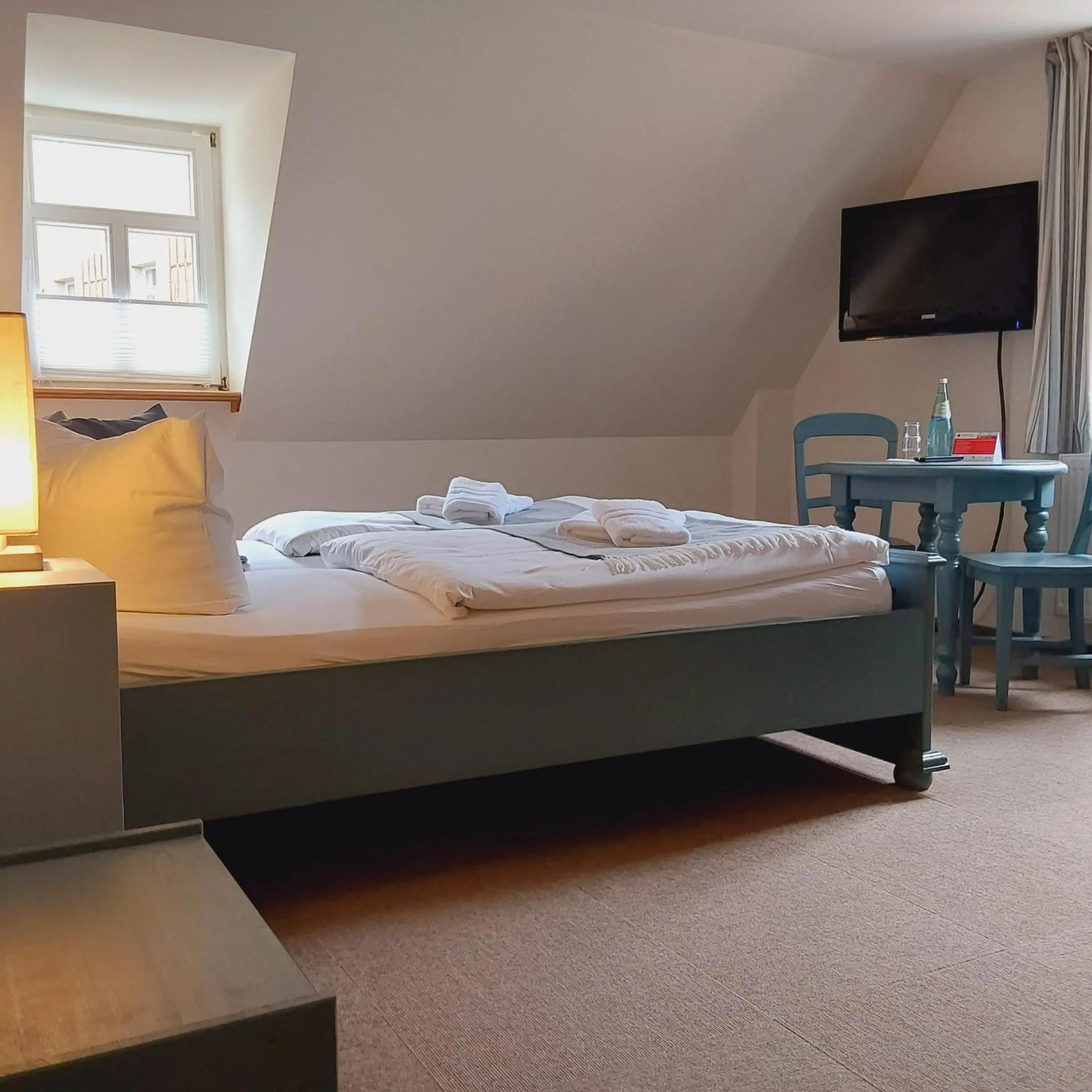 Photo of the whole room, Bed in Bed and Breakfast Wehlen