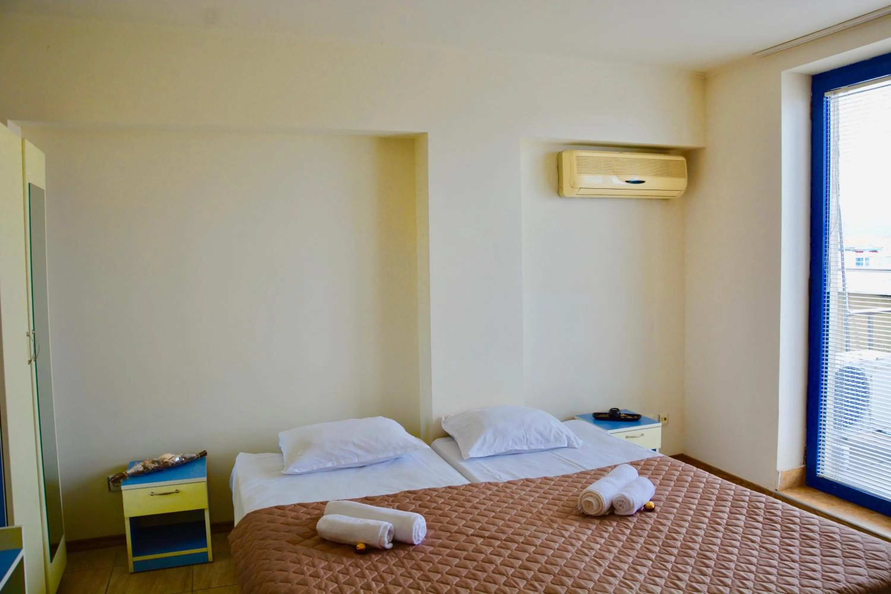 Bed in Rainbow 1 Holiday Complex