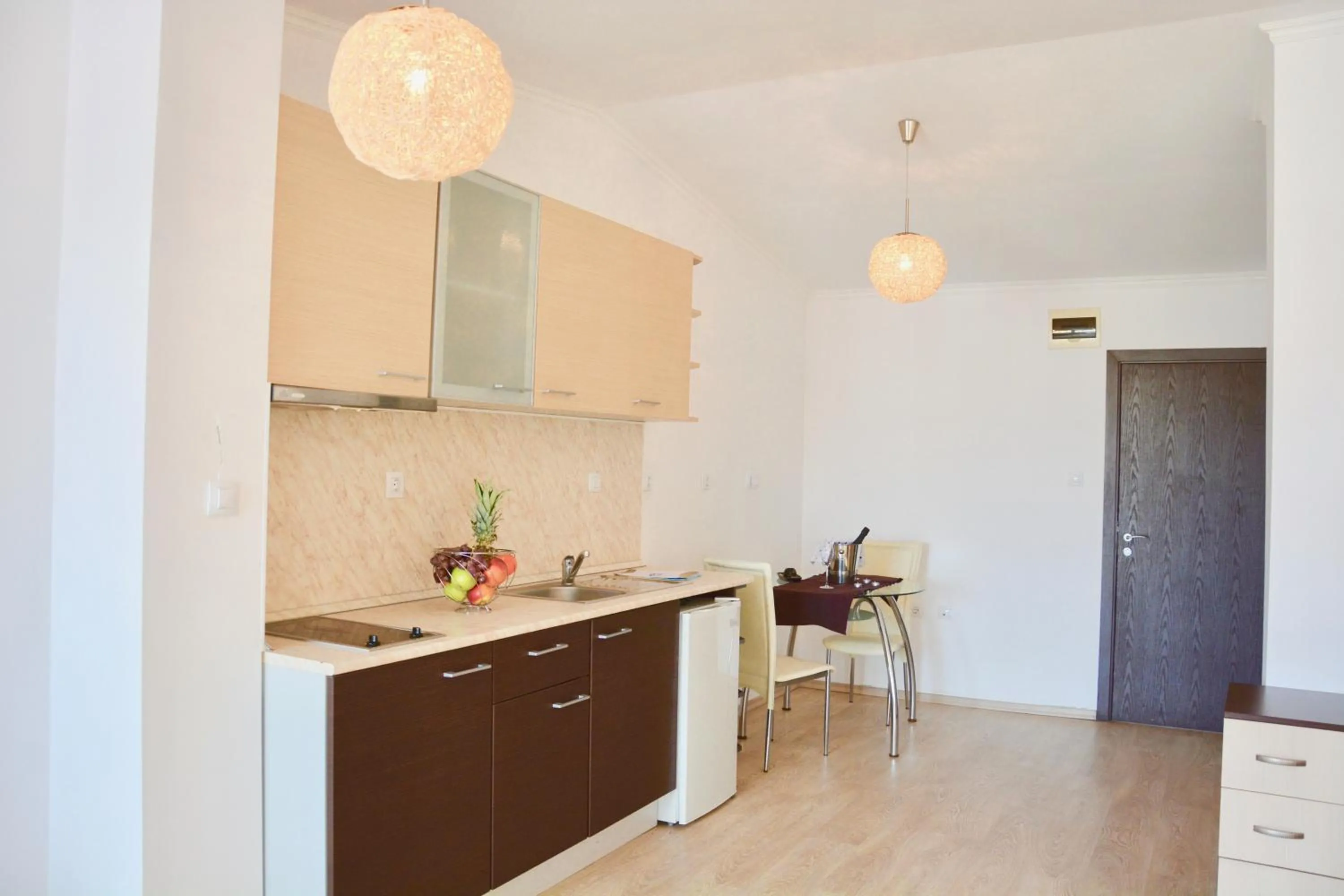 Kitchen or kitchenette in Rainbow 1 Holiday Complex