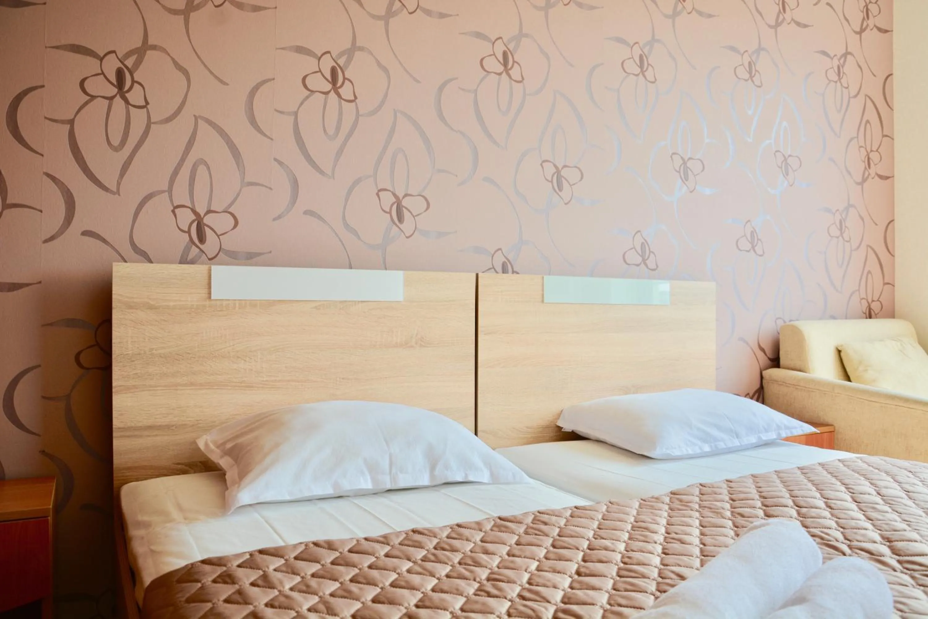 Bedroom, Bed in Rainbow 1 Holiday Complex