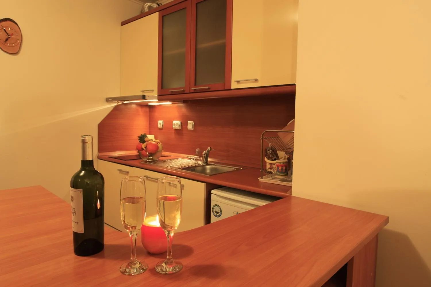 Kitchen or kitchenette in Rainbow 1 Holiday Complex