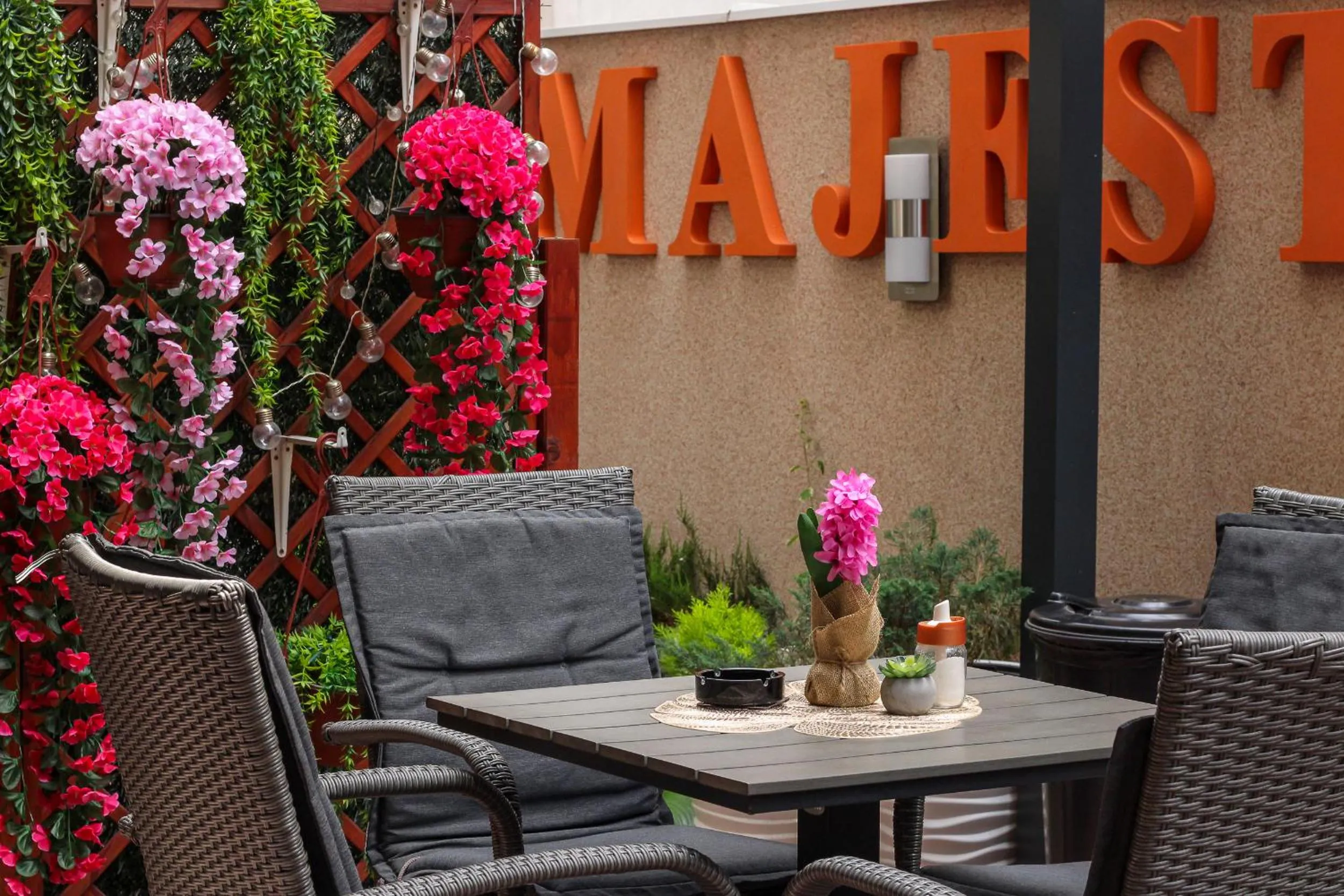 Garden in Bed and Breakfast Majesty