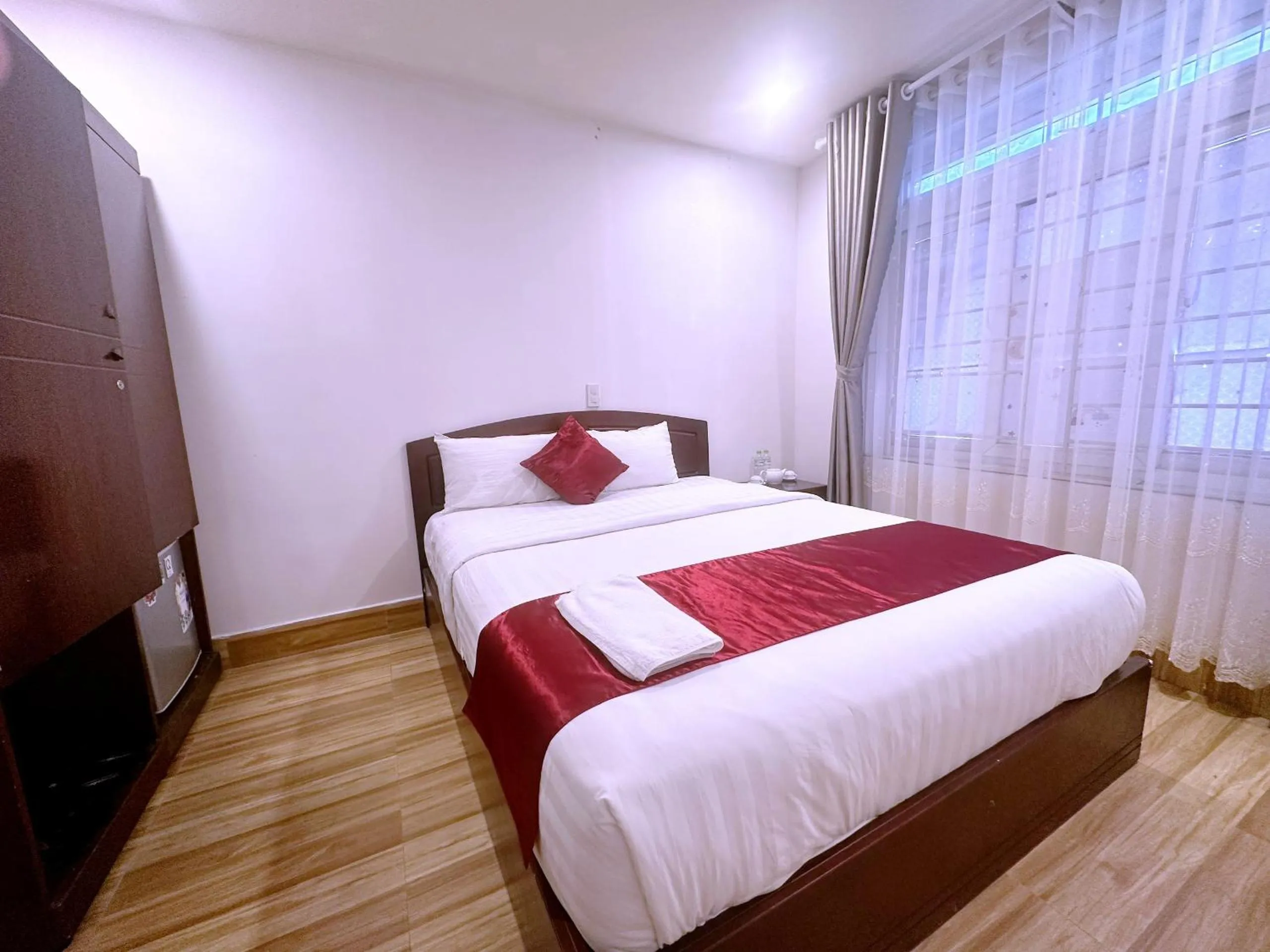 Bed in White Horse Dalat Hotel