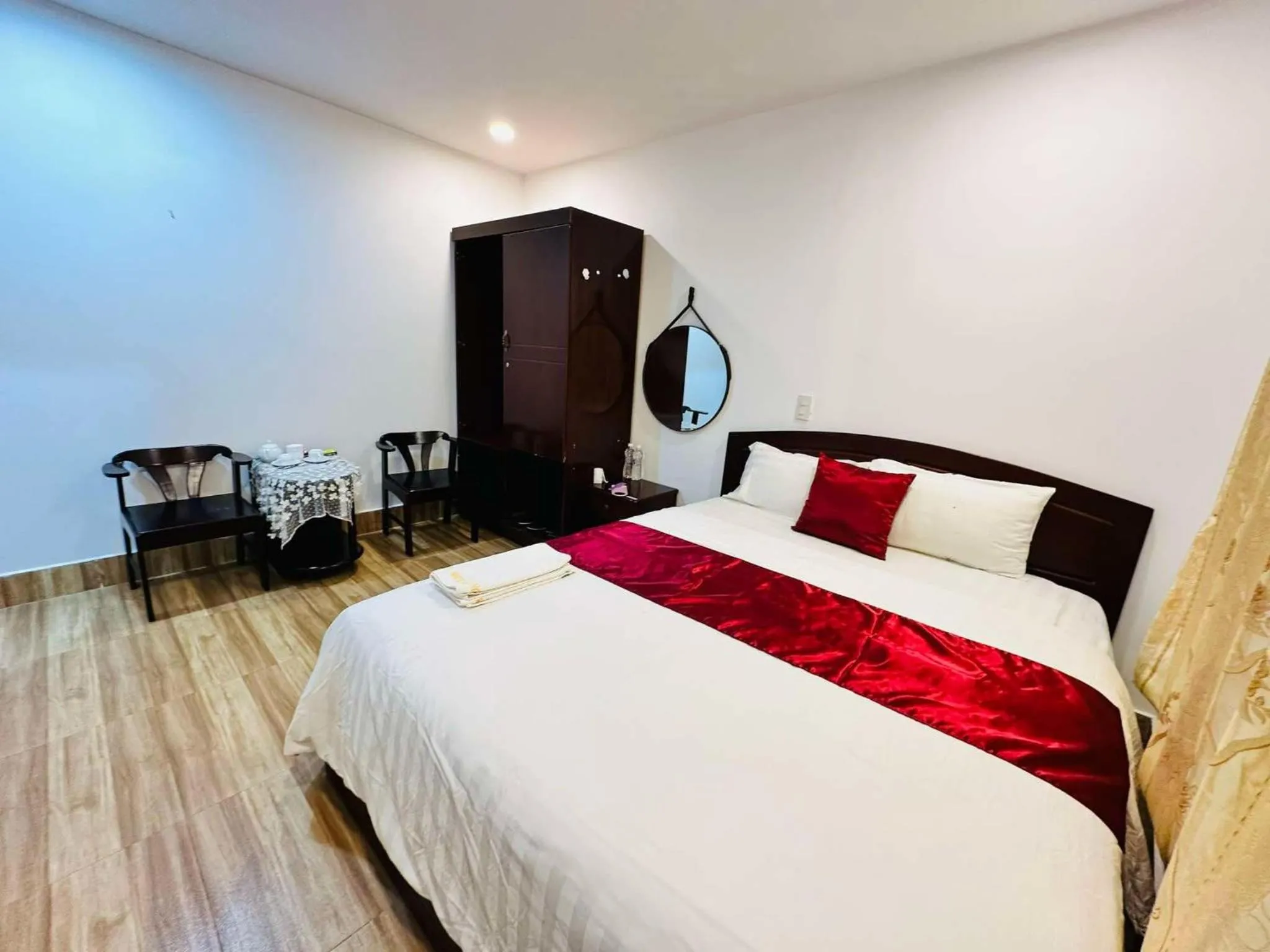 Bed in White Horse Dalat Hotel