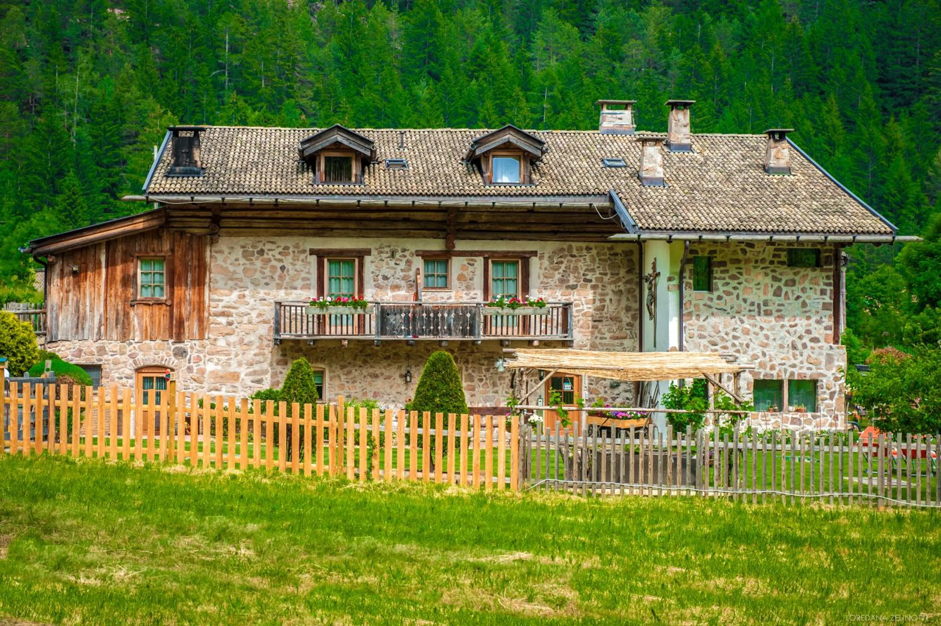 Property building in Maso Franceschella