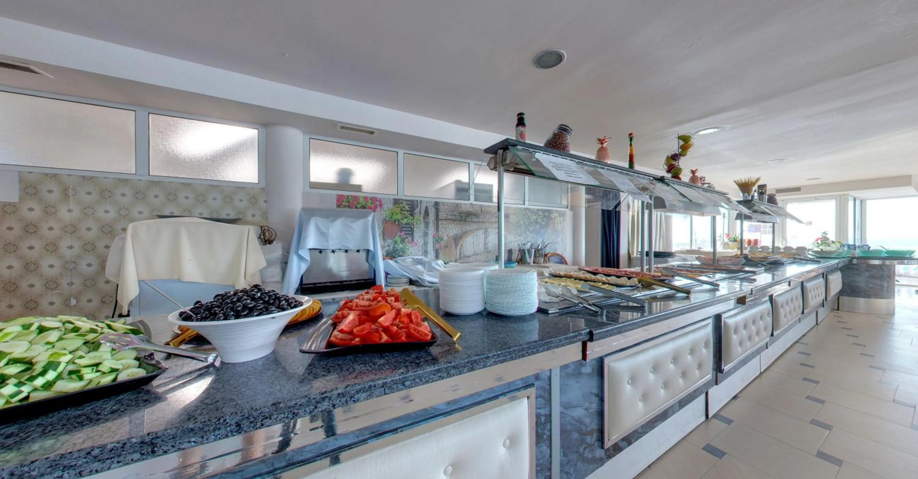 Kitchen or kitchenette in SPA Hotel Sirius Beach - FREE SPA access, Full Board and drinks incl