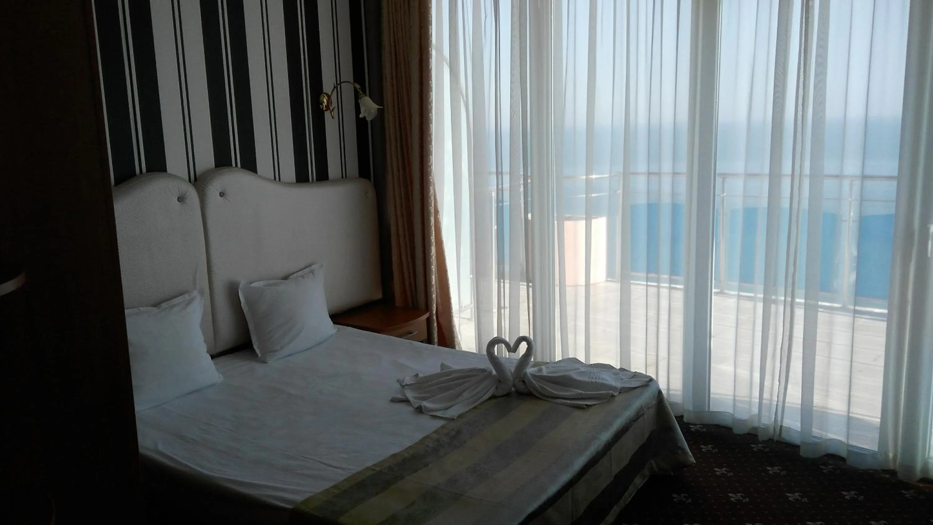 Bed in SPA Hotel Sirius Beach - FREE SPA access, Full Board and drinks incl