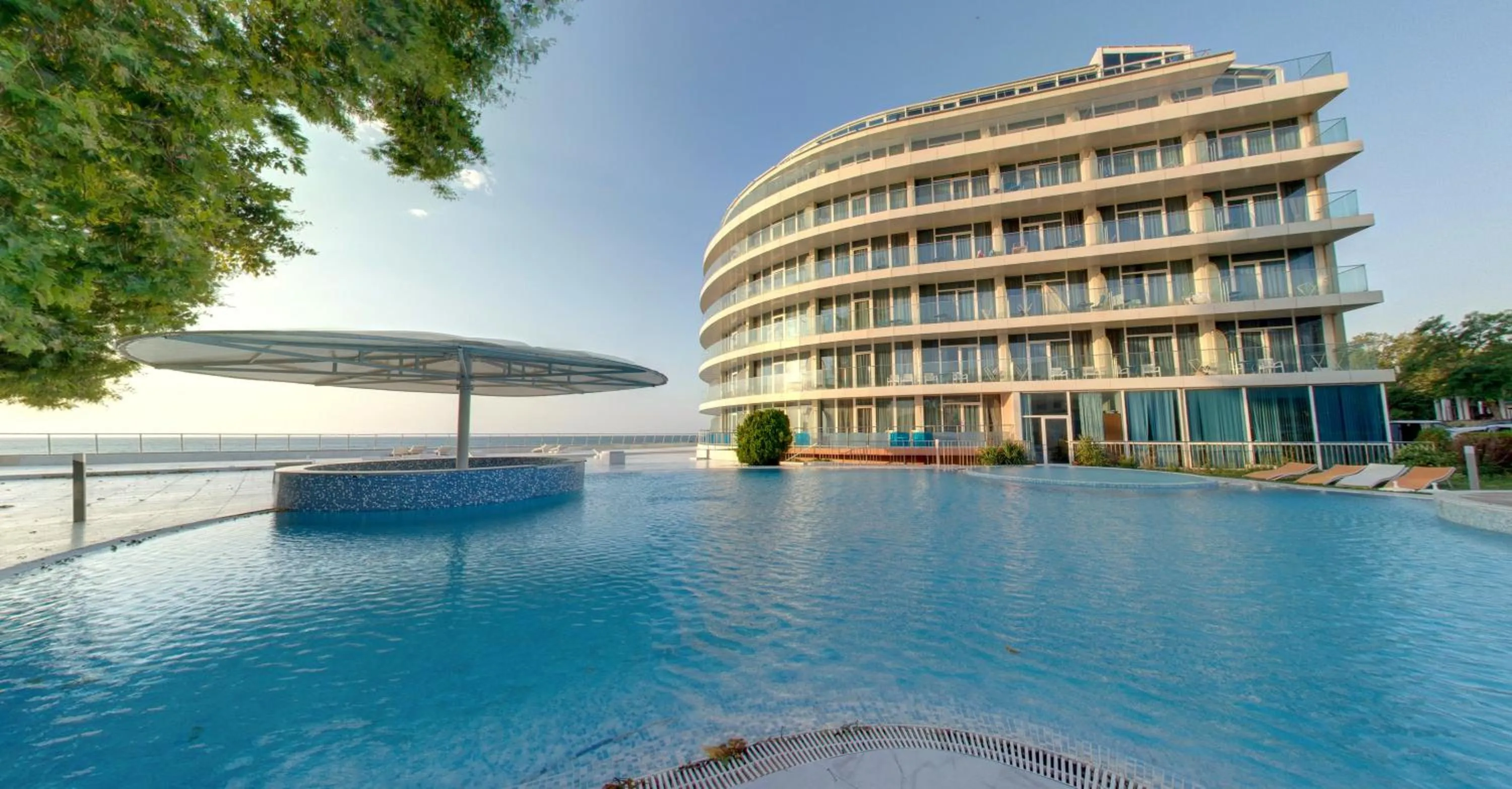 Property building in SPA Hotel Sirius Beach - FREE SPA access, Full Board and drinks incl