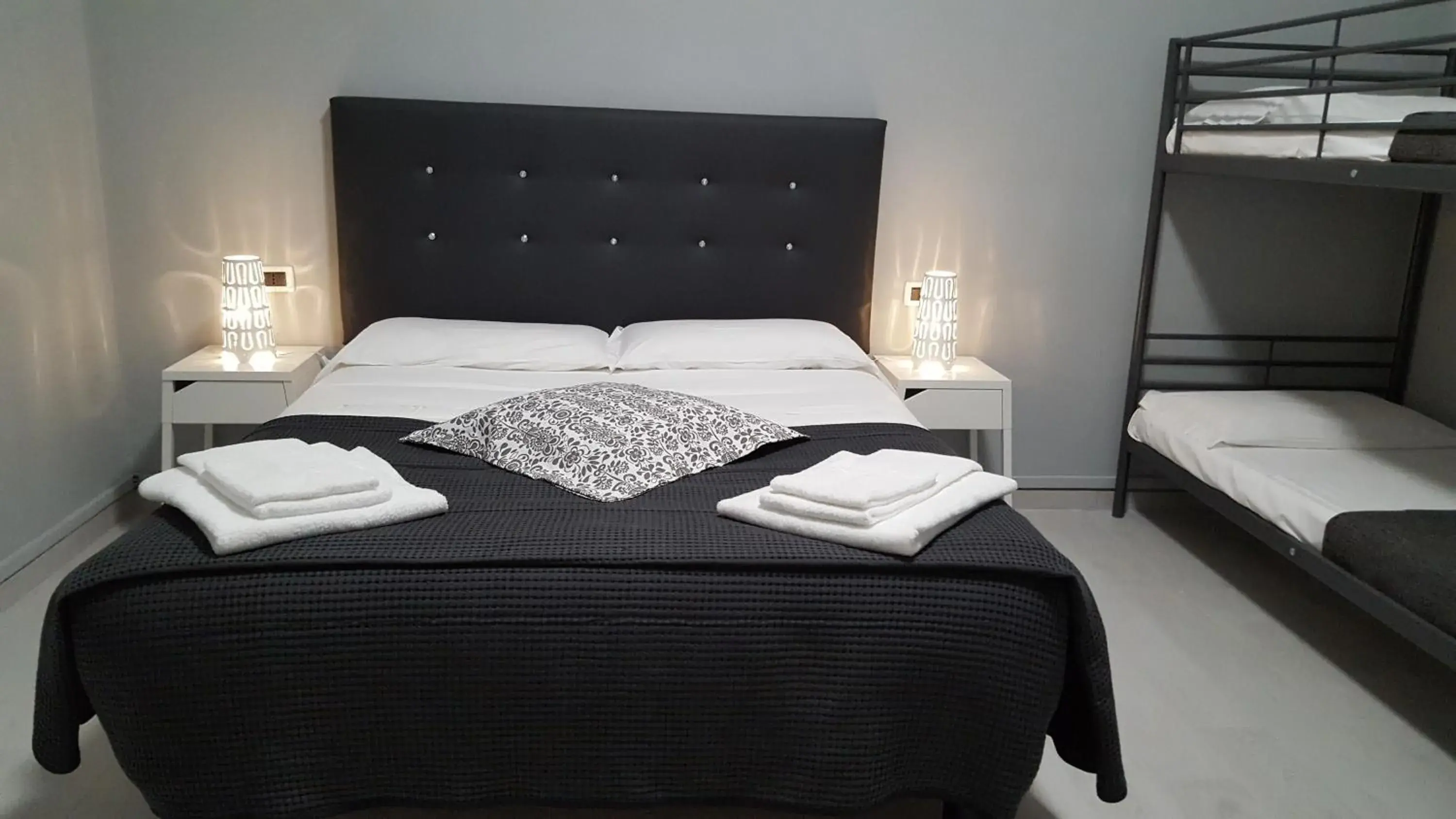 Quadruple Room in Hotel Milano Quadruple Room in Hotel Milano