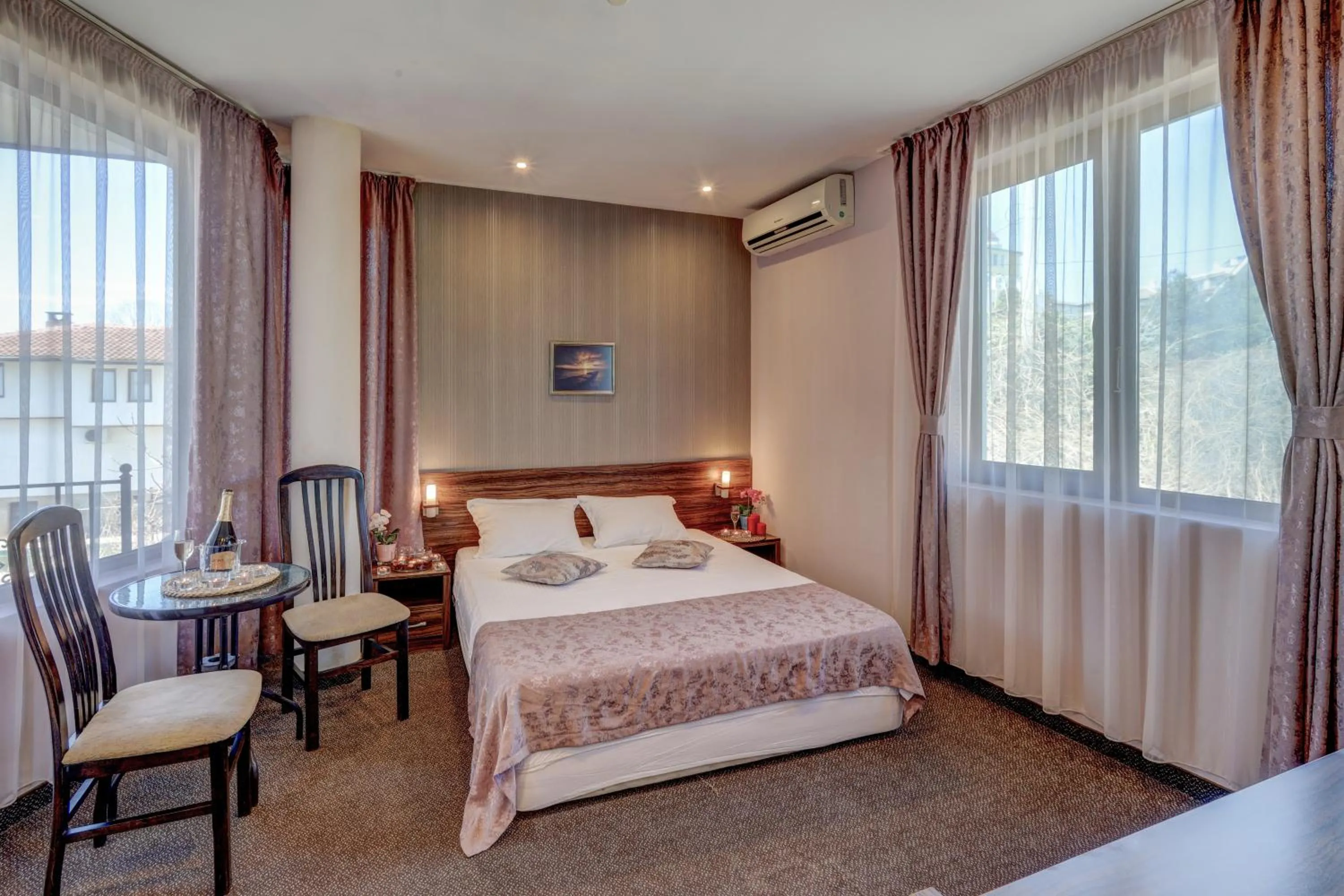 Double Room with Balcony in Ellinis Hotel - Sea View and Free Parking
