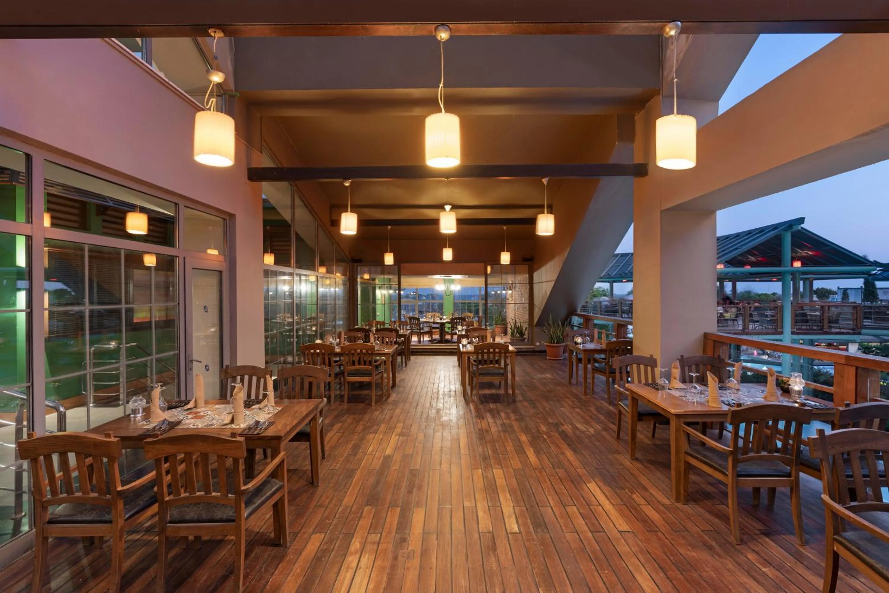 Restaurant/places to eat in Limak Lara Deluxe Hotel & Resort Antalya