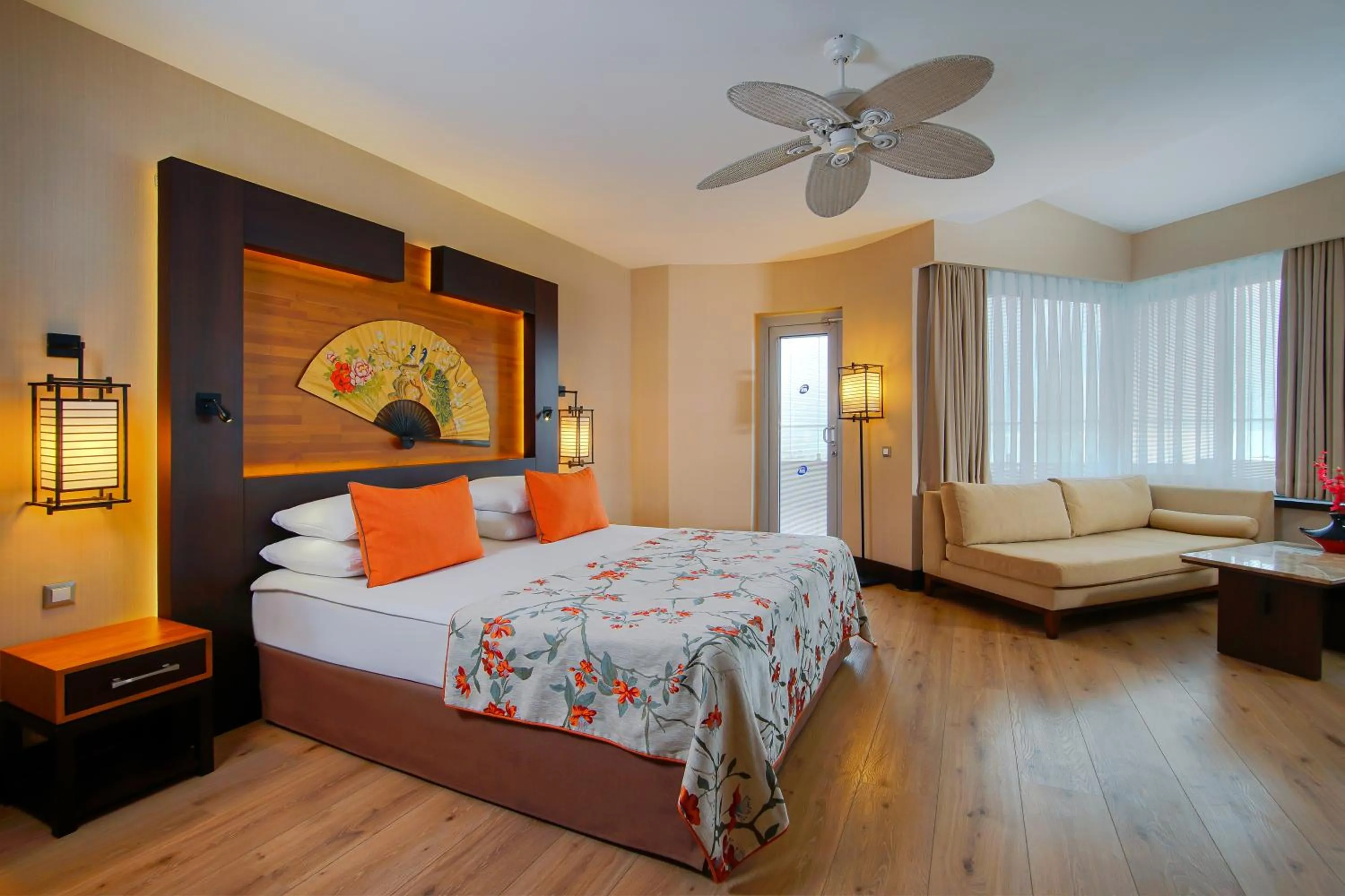 Balcony/Terrace, Bed in Limak Lara Deluxe Hotel & Resort Antalya