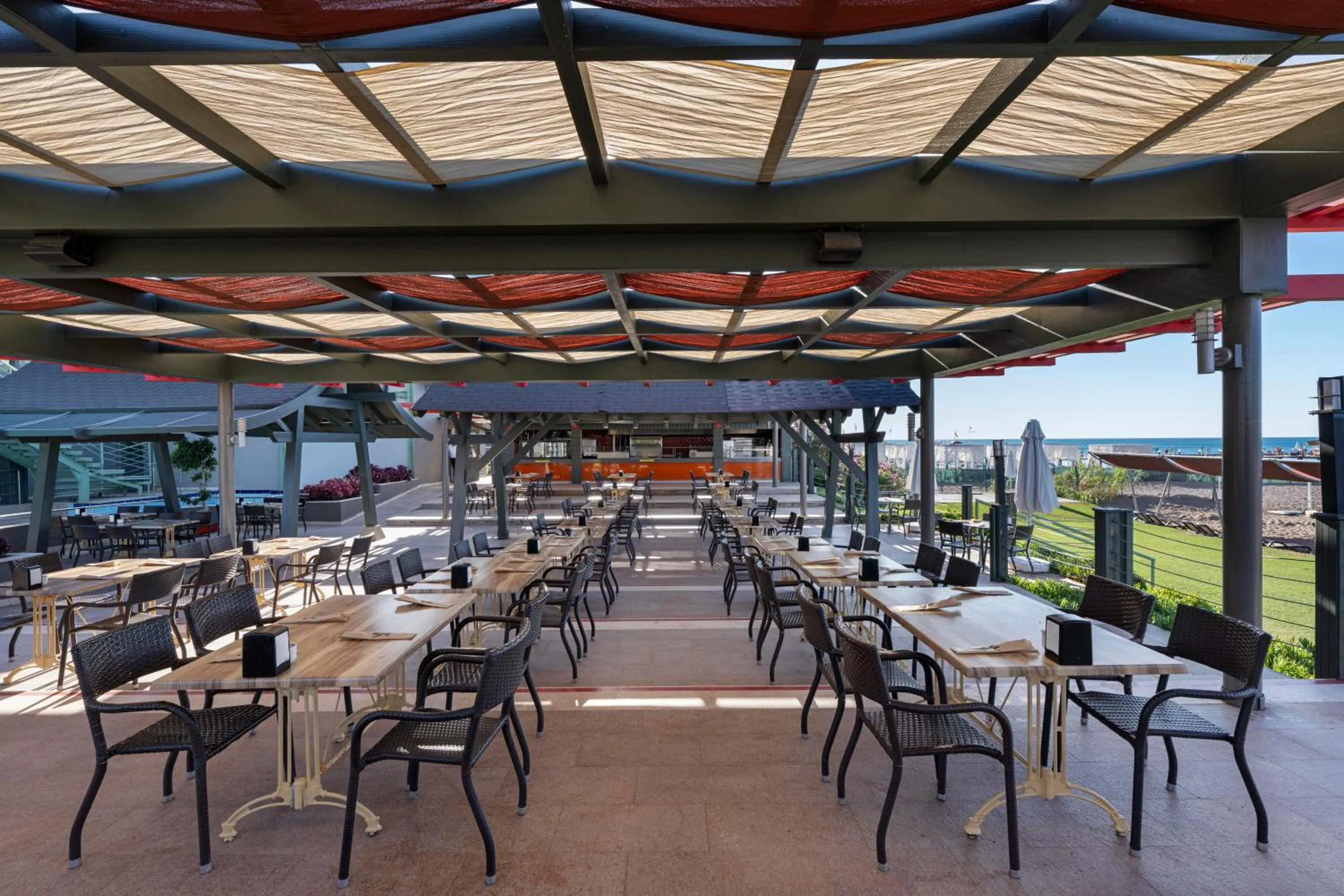 Restaurant/places to eat in Limak Lara Deluxe Hotel & Resort Antalya