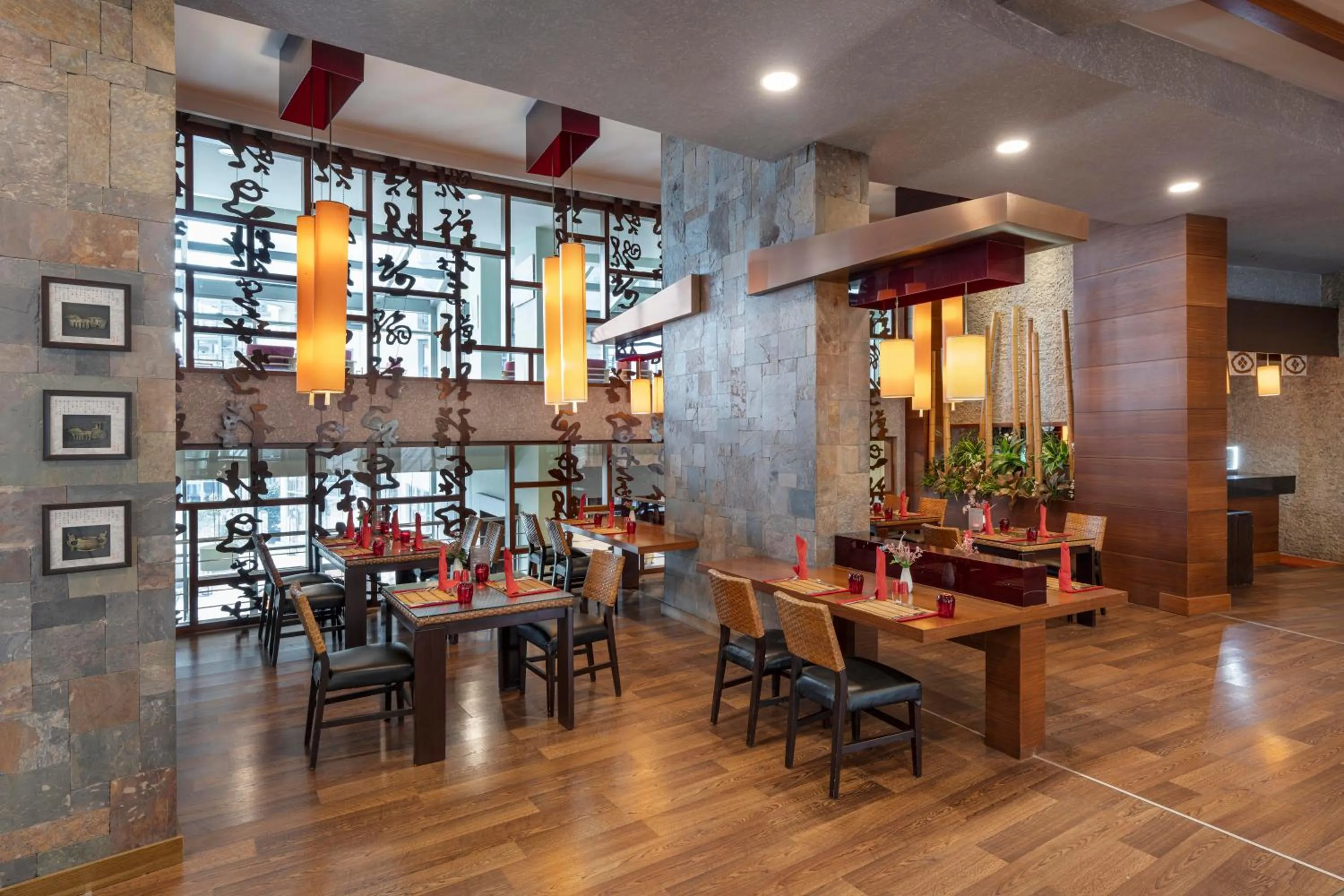 Restaurant/places to eat in Limak Lara Deluxe Hotel & Resort Antalya