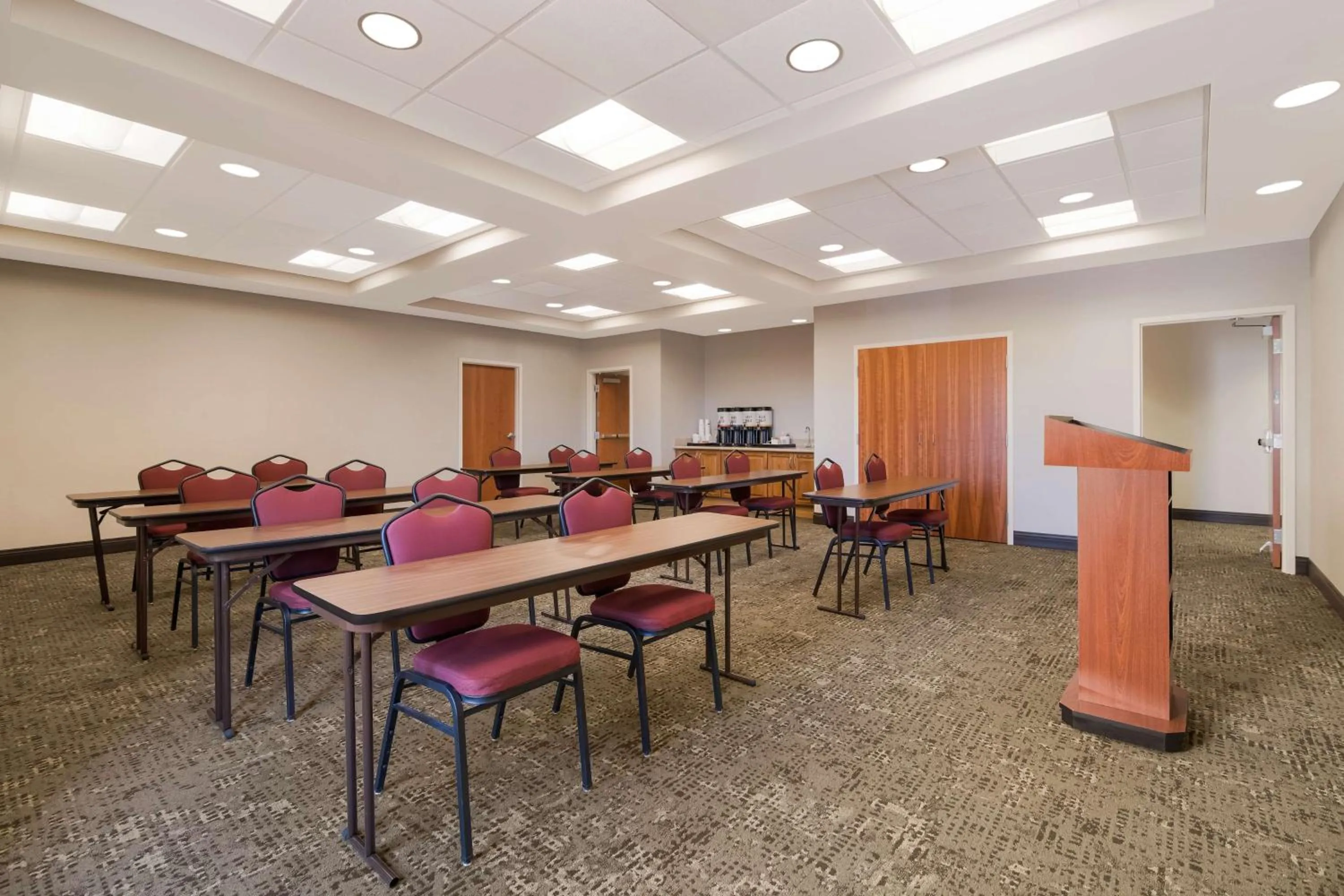 Meeting/conference room in Hampton Inn & Suites Plattsburgh