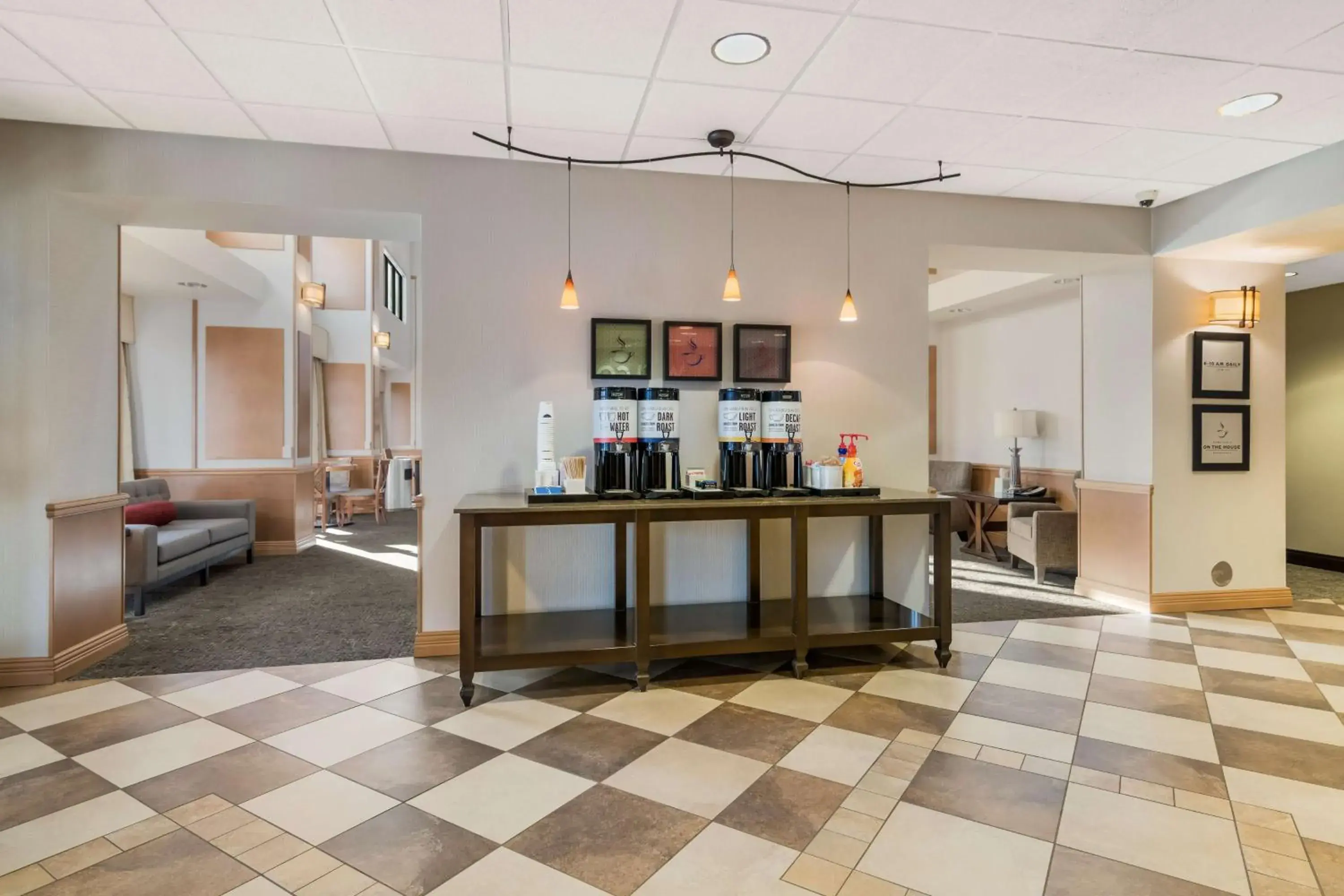 Lobby or reception in Hampton Inn & Suites Plattsburgh Lobby or reception in Hampton Inn & Suites Plattsburgh