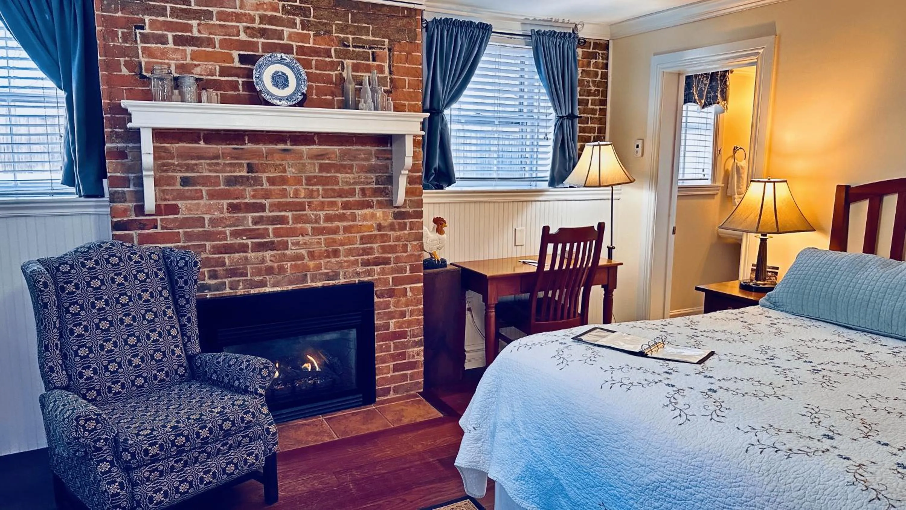 Bedroom, Bed in Christopher Dodge House