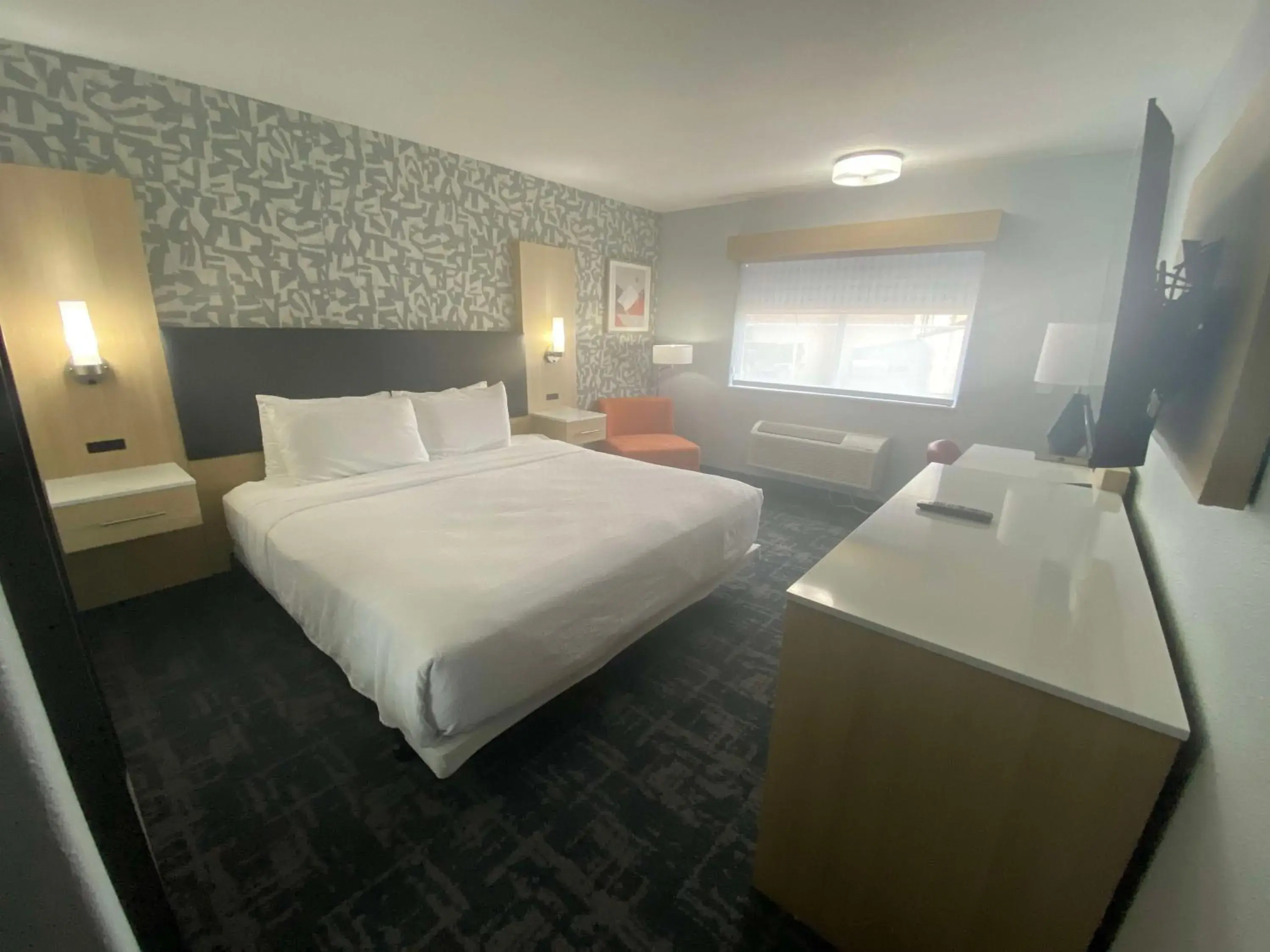 Bedroom, Bed in Best Western Montrose Inn Bedroom, Bed in Best Western Montrose Inn