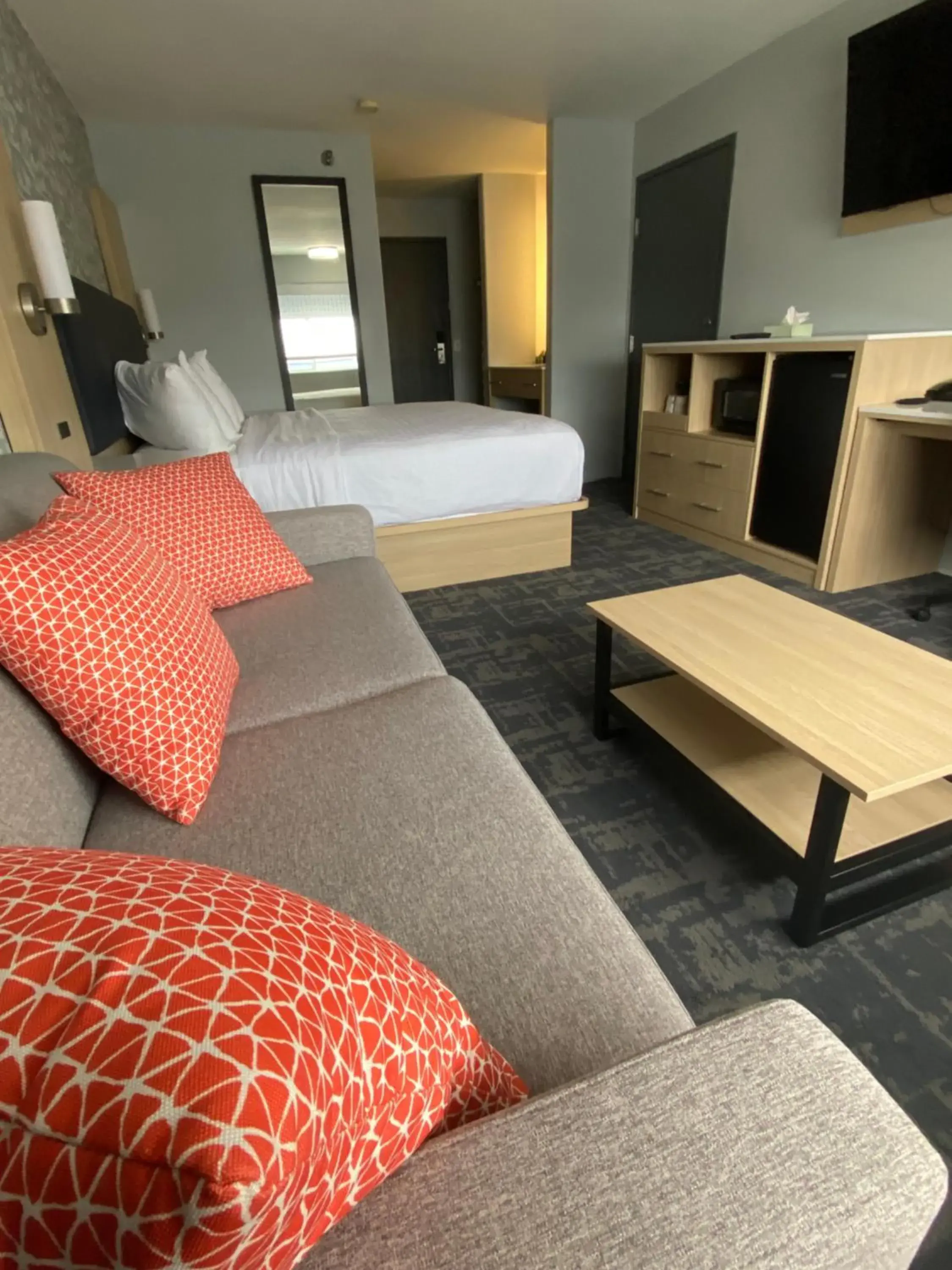 Photo of the whole room, Bed in Stay Wise Inns of Montrose Photo of the whole room, Bed in Stay Wise Inns of Montrose