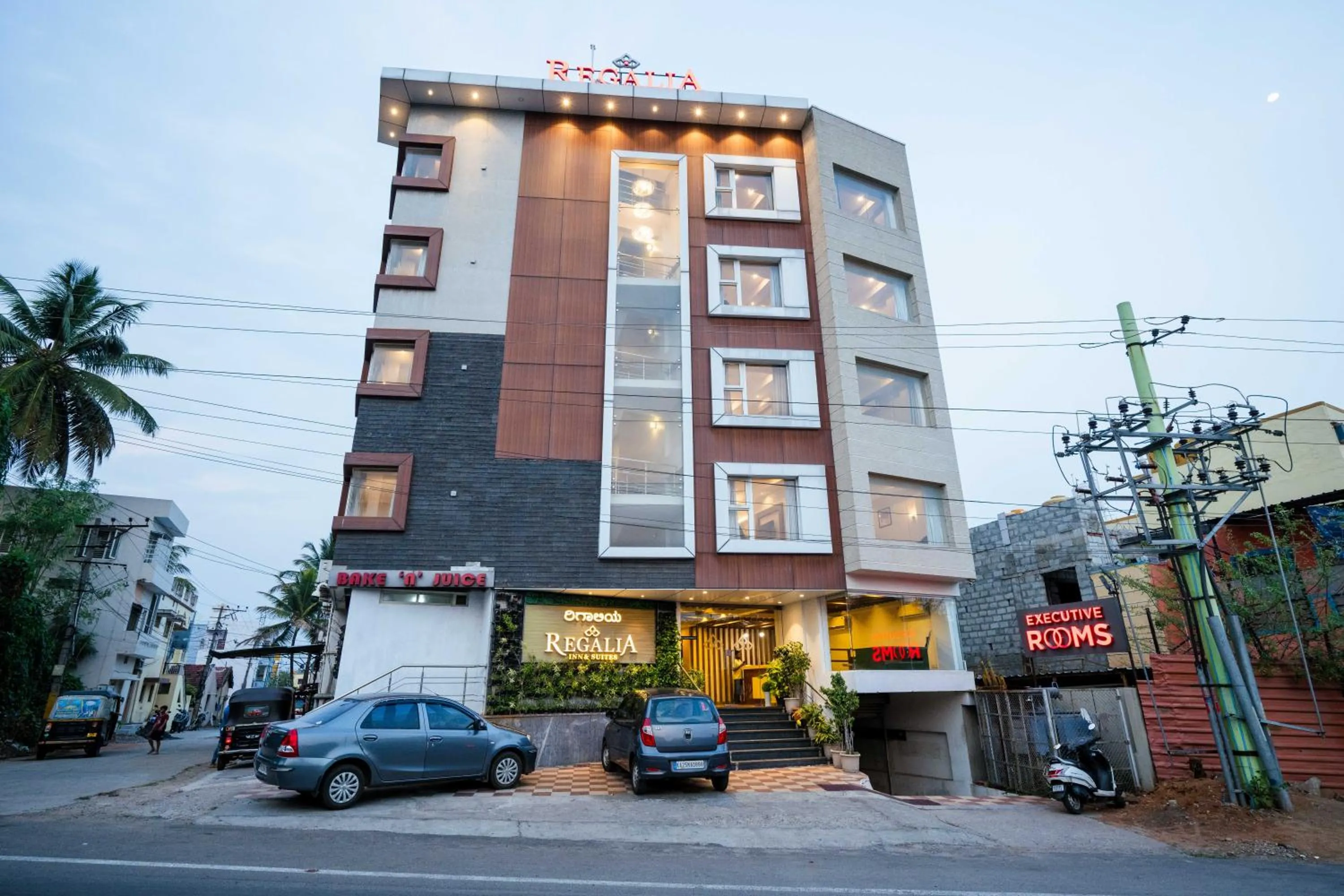 Property building in REGALIA INN &SUITES