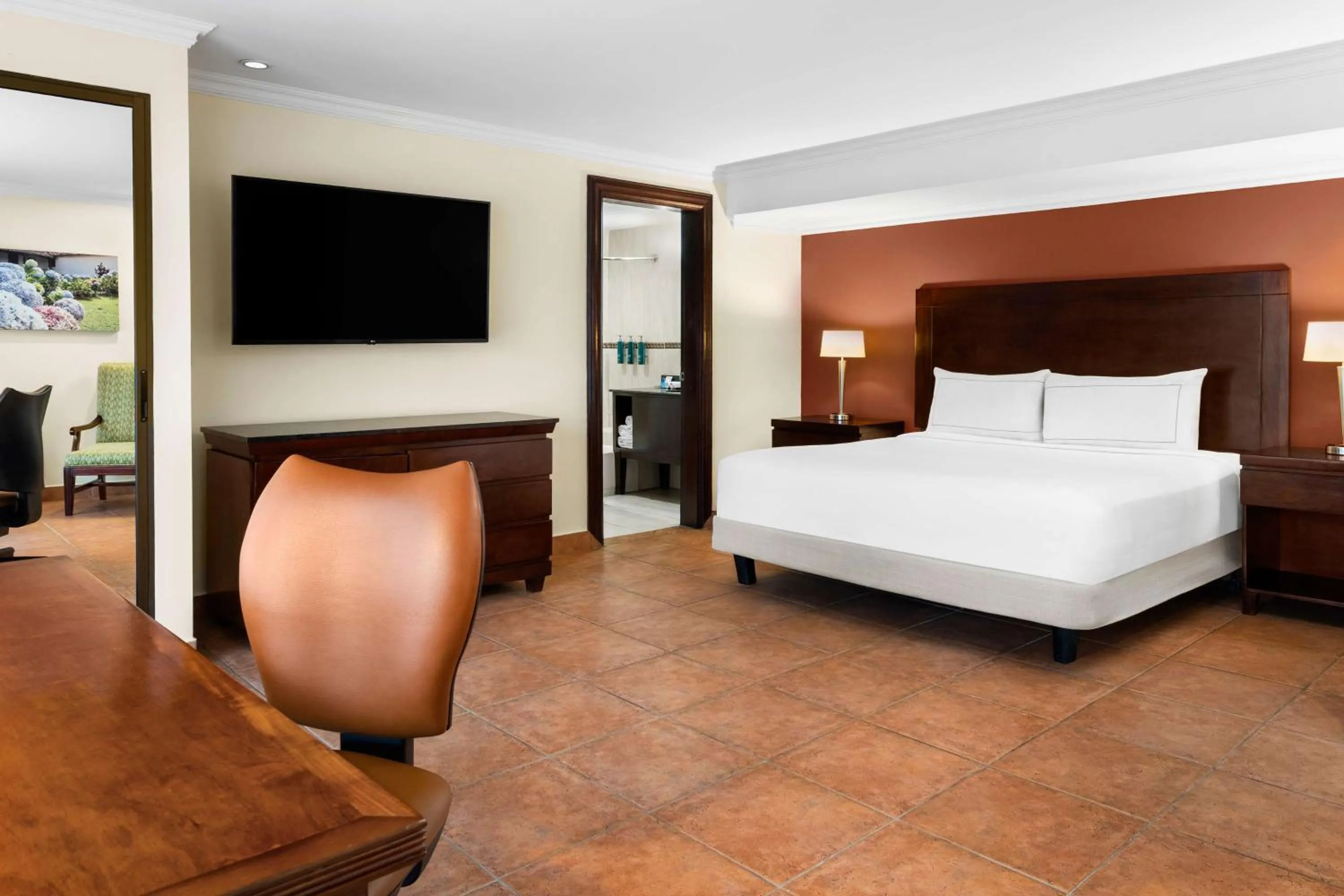 Bed in Hilton Cariari DoubleTree San Jose - Costa Rica