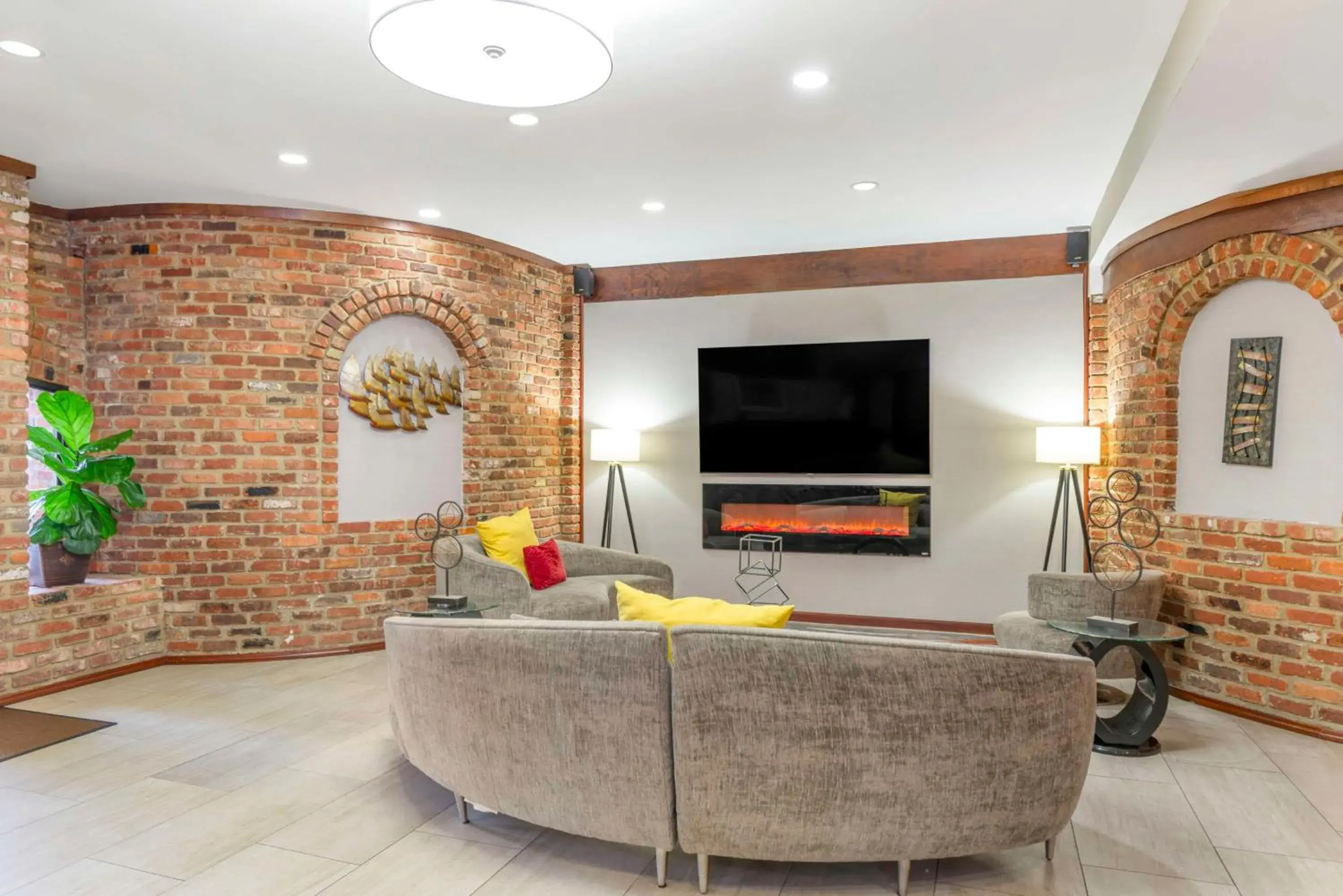 Lobby or reception in Best Western PLUS Governor's Inn Richmond Lobby or reception in Best Western PLUS Governor's Inn Richmond