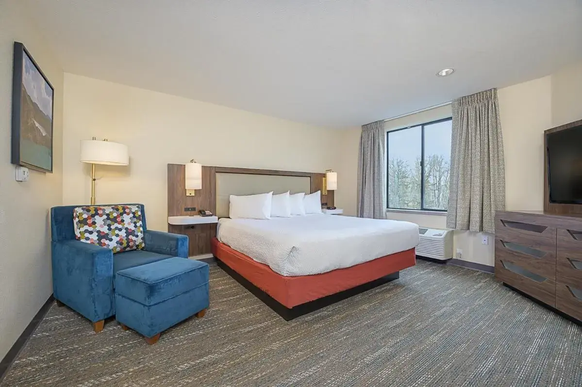 Bedroom, Bed in The Portlander Inn and Marketplace Bedroom, Bed in The Portlander Inn and Marketplace