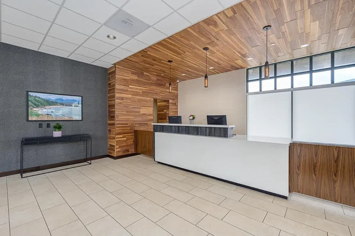 Lobby or reception in The Portlander Inn and Marketplace Lobby or reception in The Portlander Inn and Marketplace