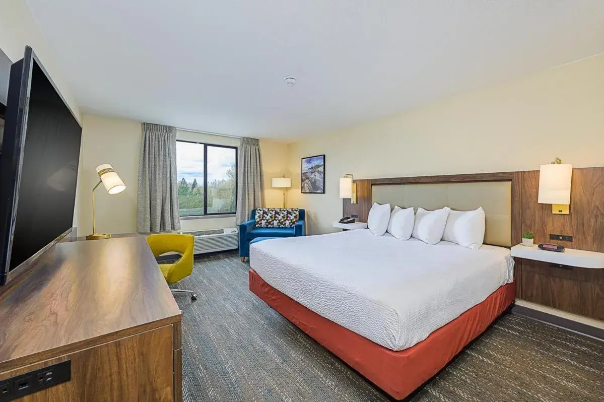 Bedroom, Bed in The Portlander Inn and Marketplace Bedroom, Bed in The Portlander Inn and Marketplace