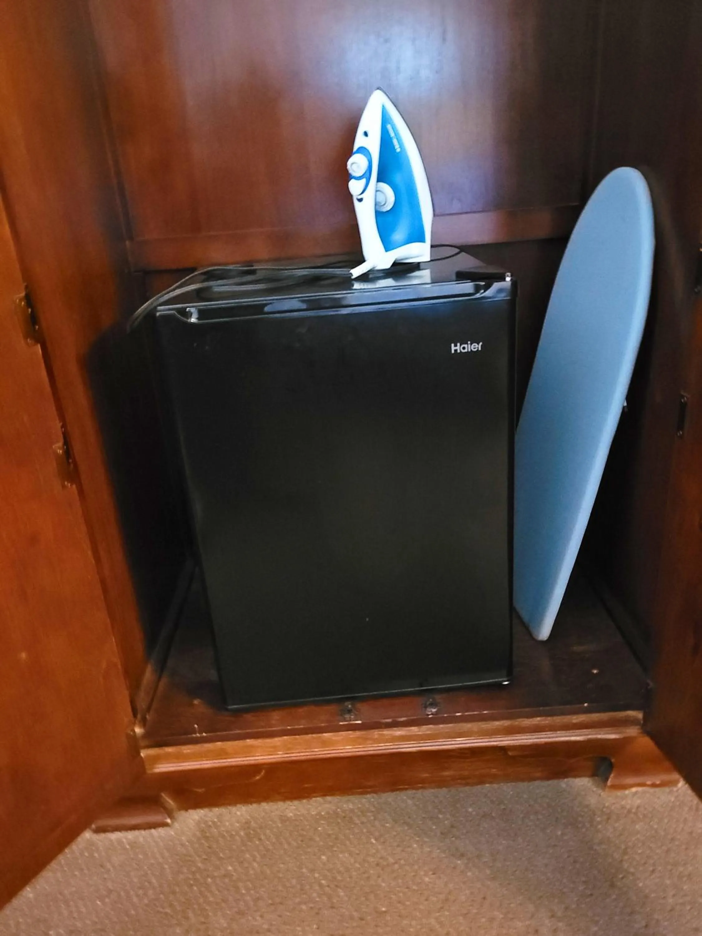 Altland House Inn & Suites