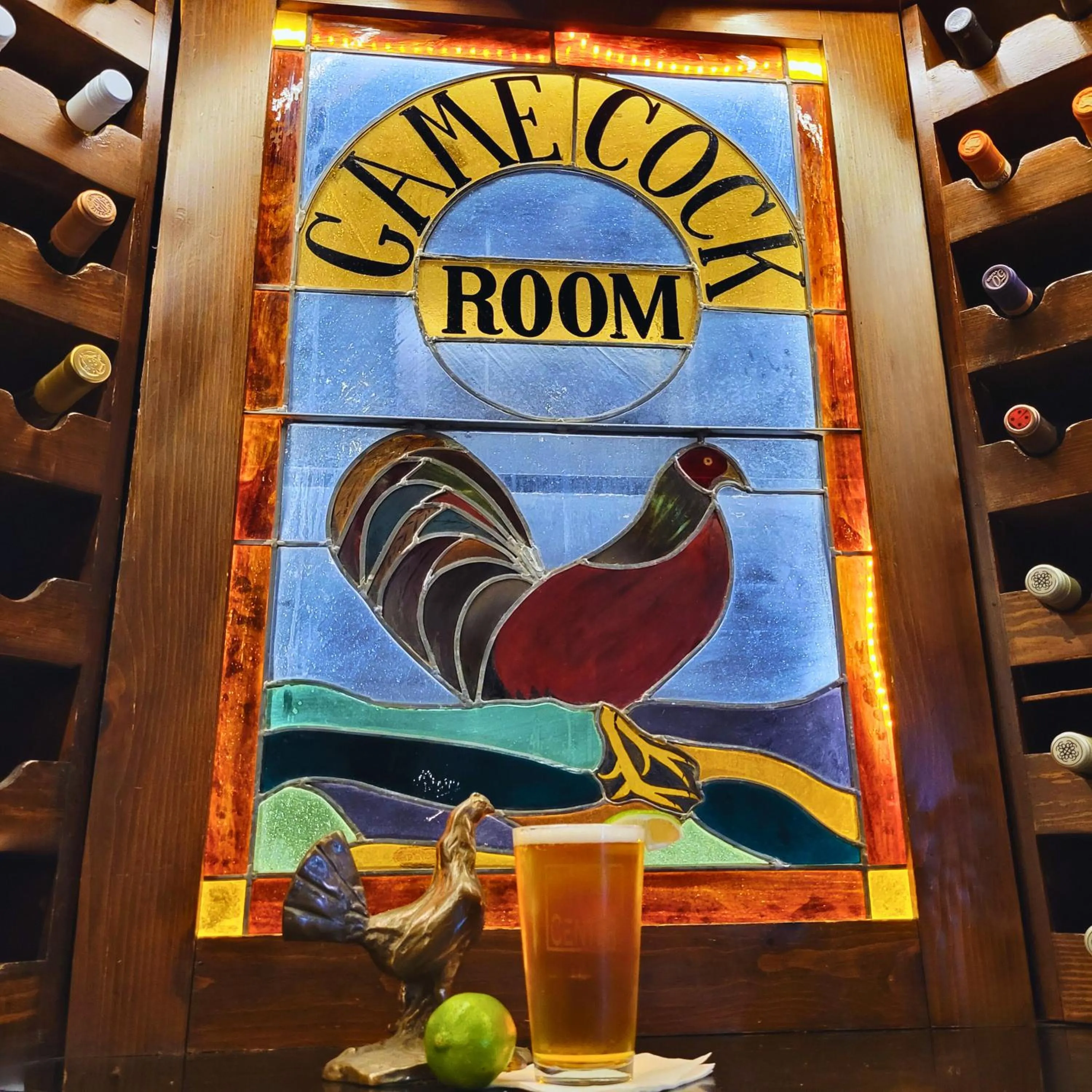 Alcoholic drinks in Altland House Inn & Suites