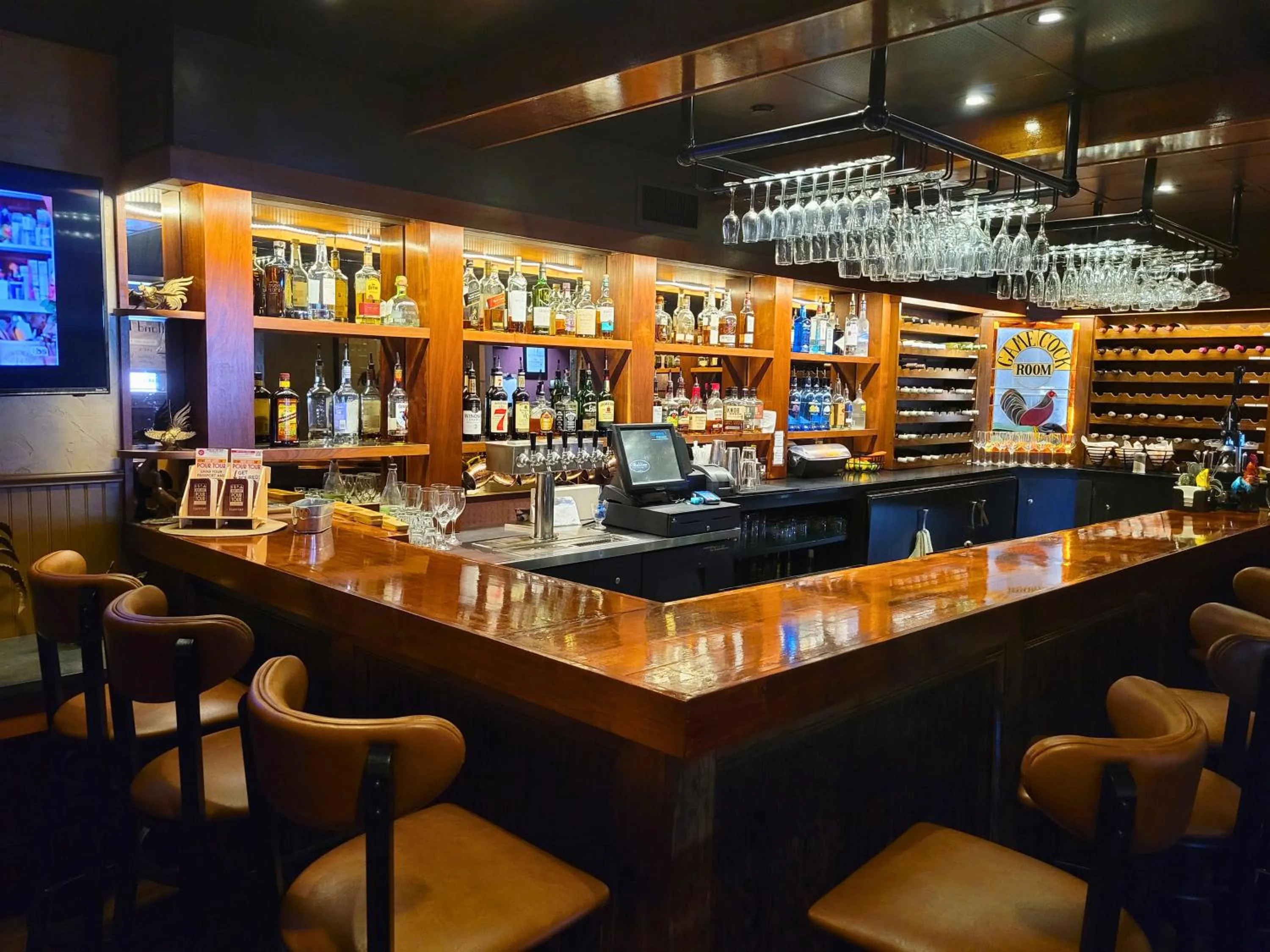 Restaurant/places to eat in Altland House Inn & Suites