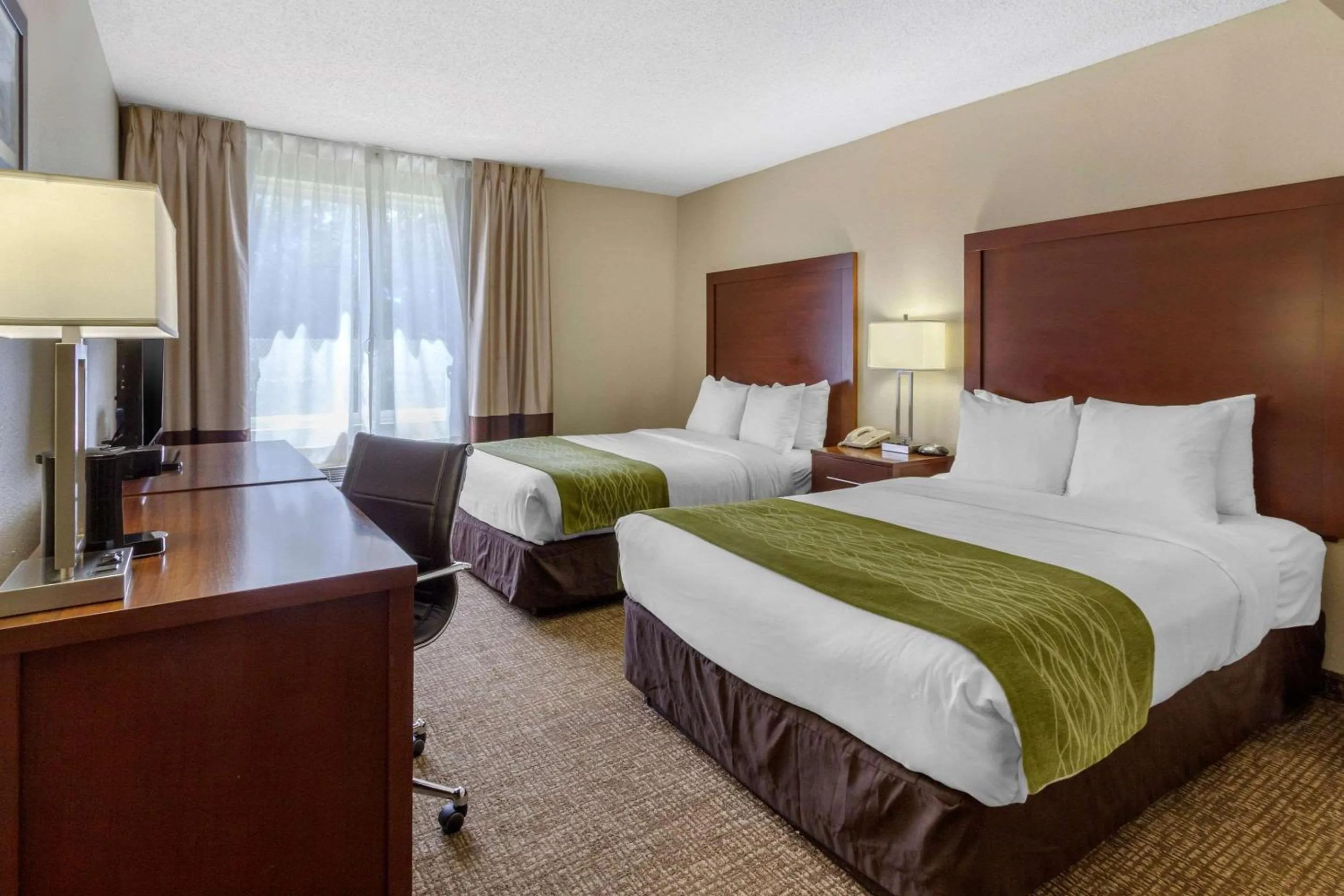 Bedroom, Bed in Comfort Inn St Petersburg North